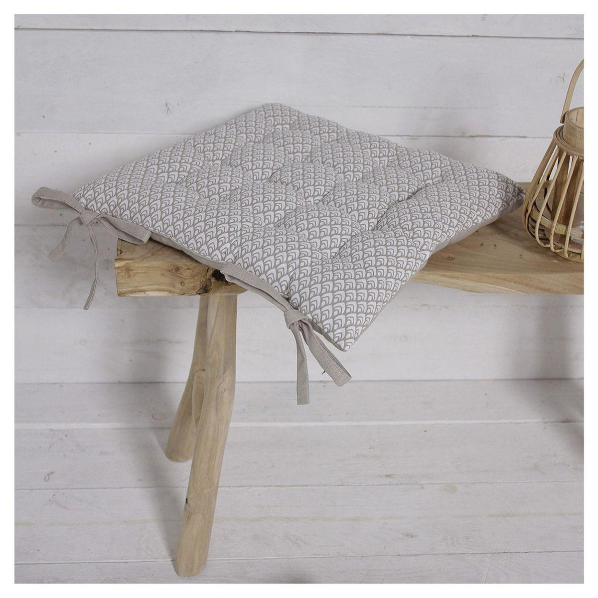 TODAY Galette de chaise matelassée fantaisie en coton à nouettes KARMA