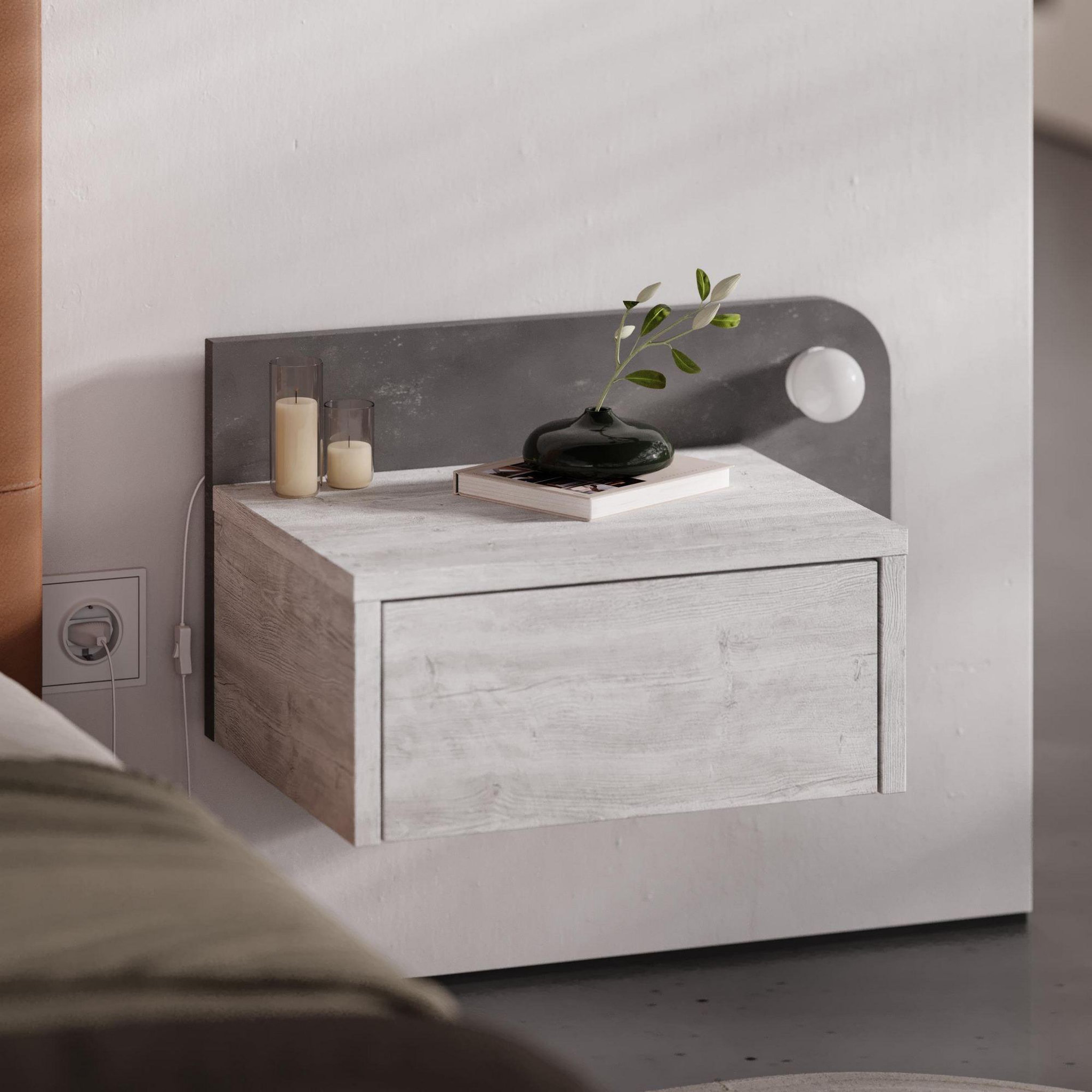 Voir la diapositive 3 : Habitat et Jardin Table de chevet avec ampoule en bois  dotta  - 52 x 30 x 28 cm - gris