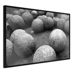 Paris Prix Affiche Murale Encadrée  Stone Spheres. Coloris disponibles : Noir, Jaune