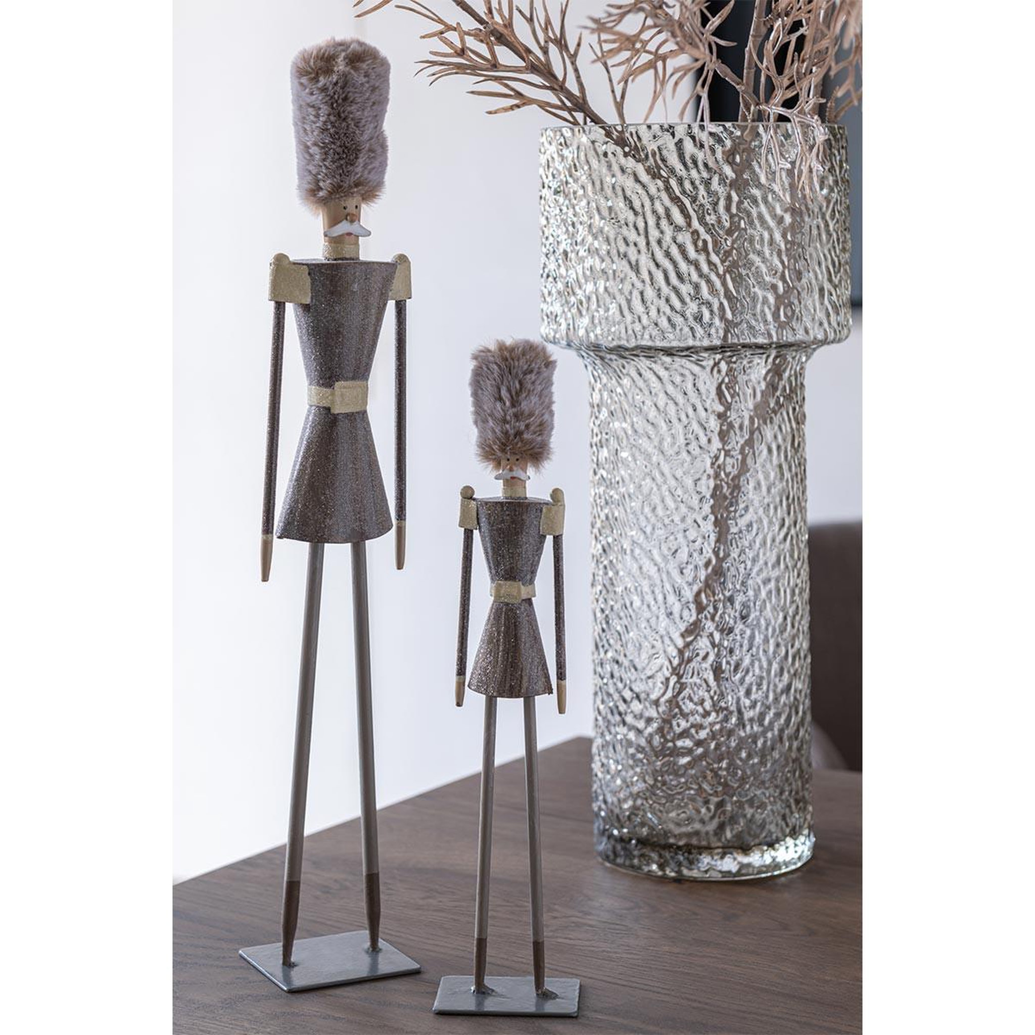 Voir la diapositive 5 : J-LINE Vase design en verre  betty  45cm transparent
