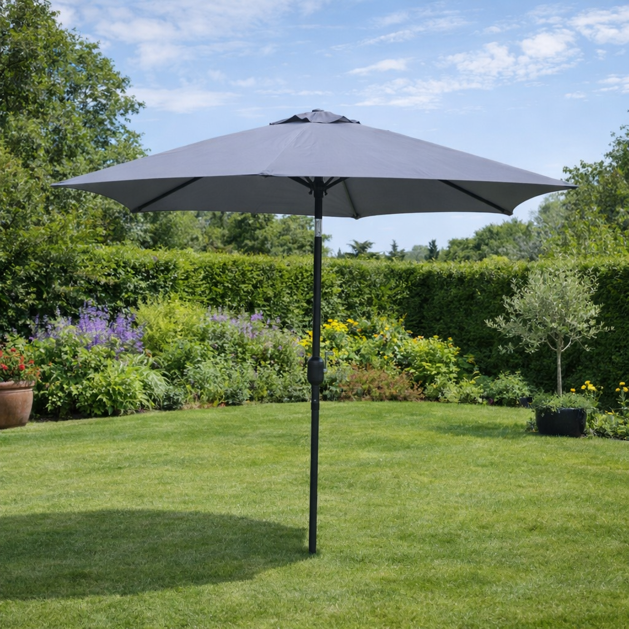 Voir la diapositive 2 : CONCEPT USINE Parasol  gris  rond 25 x 25 m come