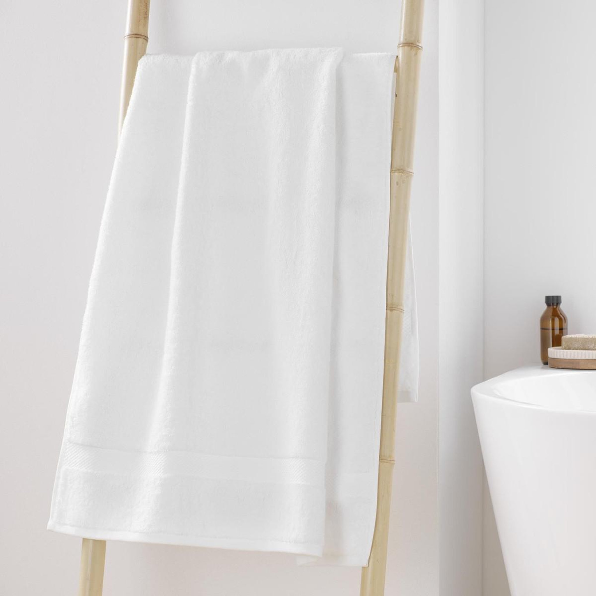 Voir la diapositive 3 : Douceur d'Intérieur Drap de douche  elegance  70x130cm blanc