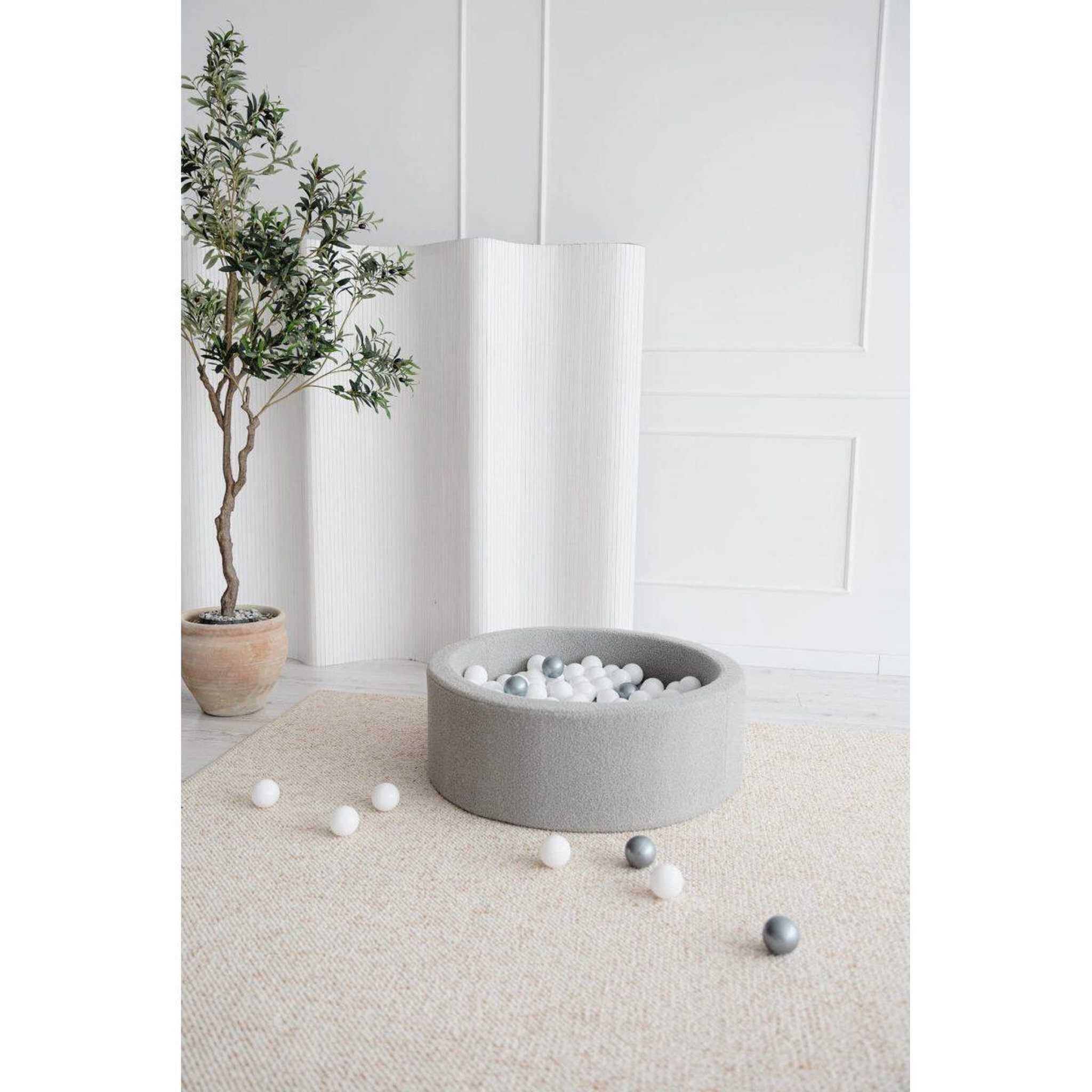 Voir la diapositive 2 : MONIO FOR KIDS Piscine à balles ronde 90 x 30 cm avec 200 balles — Gris