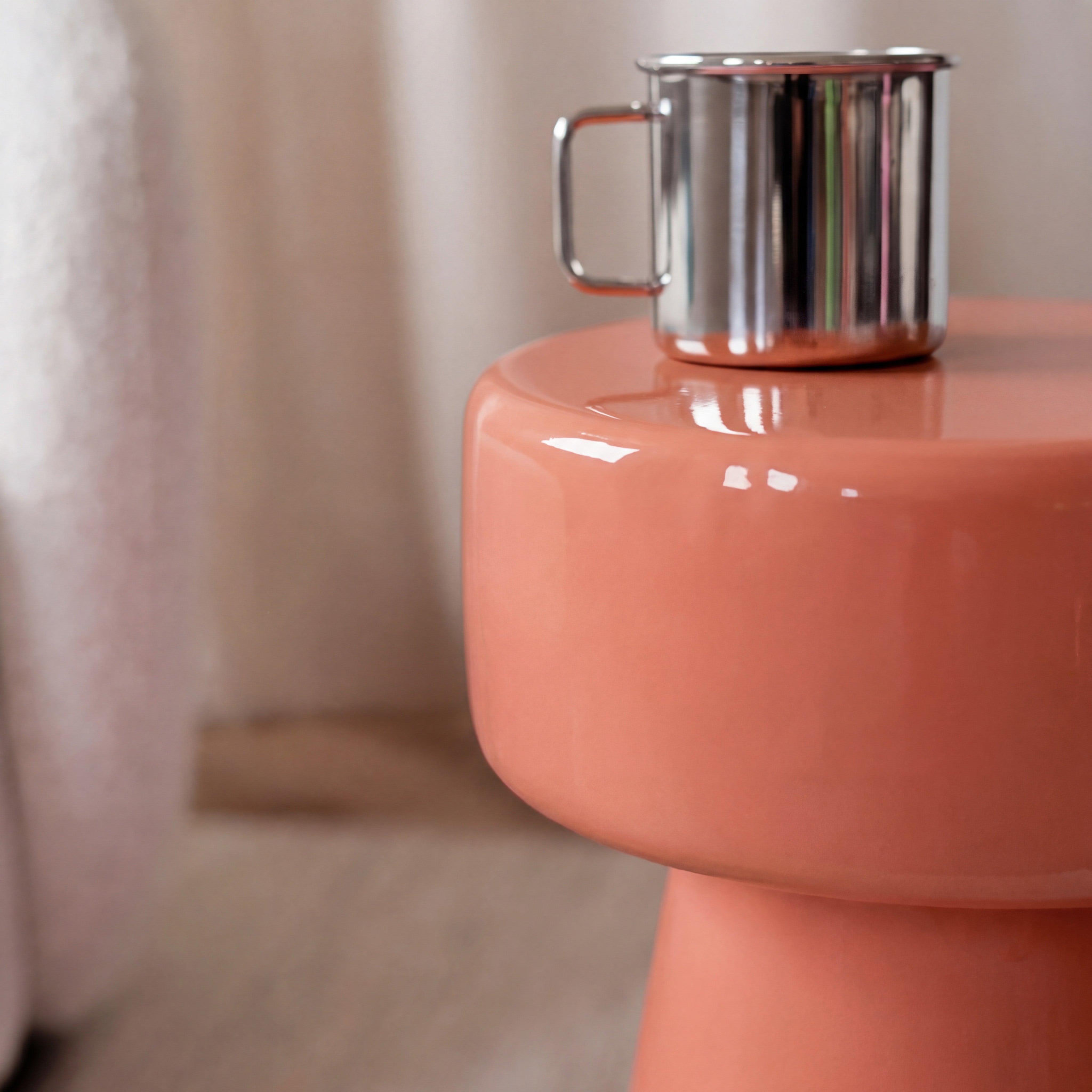 Voir la diapositive 3 : MAISON PAVANE Table d'appoint ronde en métal orange d30 cm-athéna