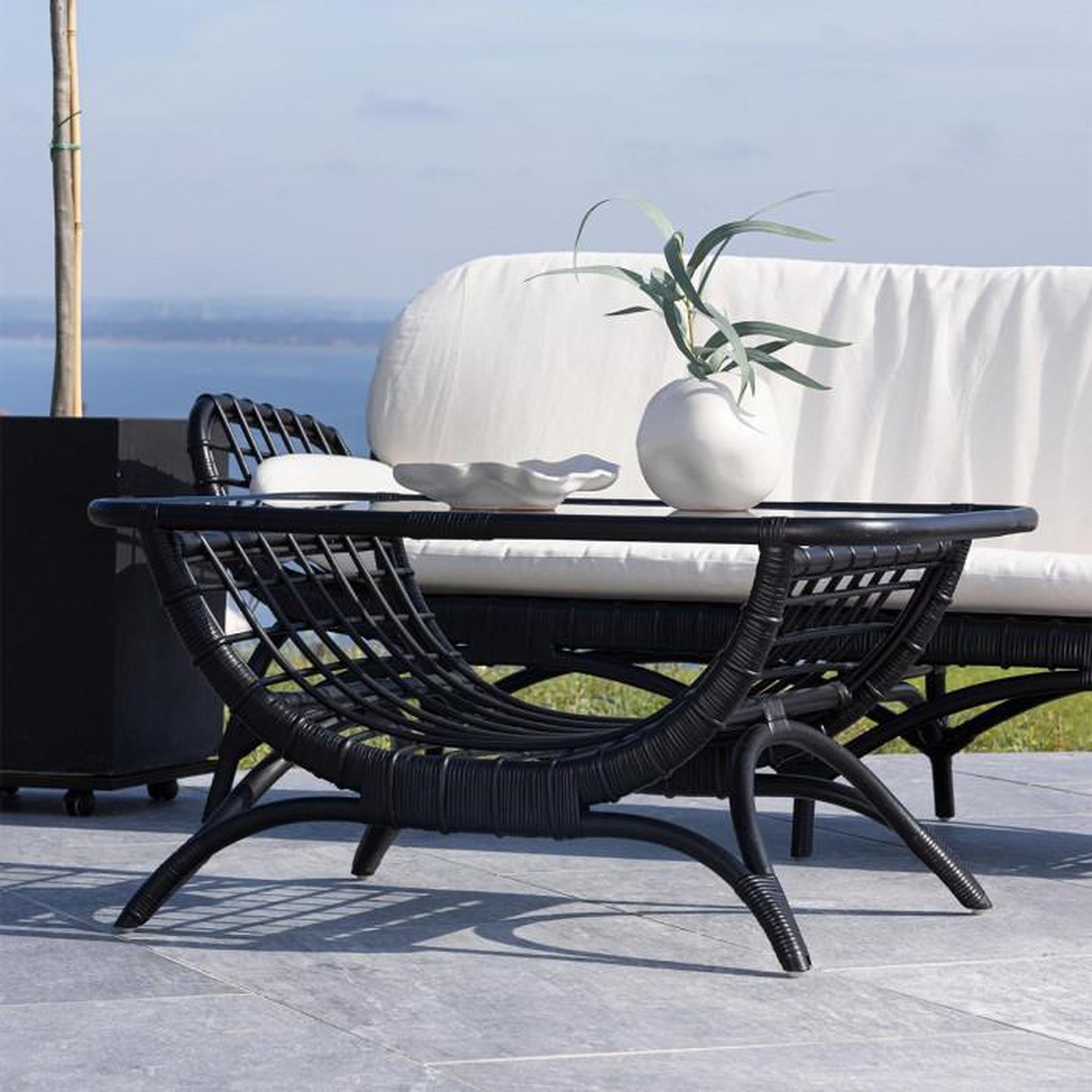 Voir la diapositive 4 : Paris Prix Table Basse de Jardin en Rotin  Moana  95cm Noir