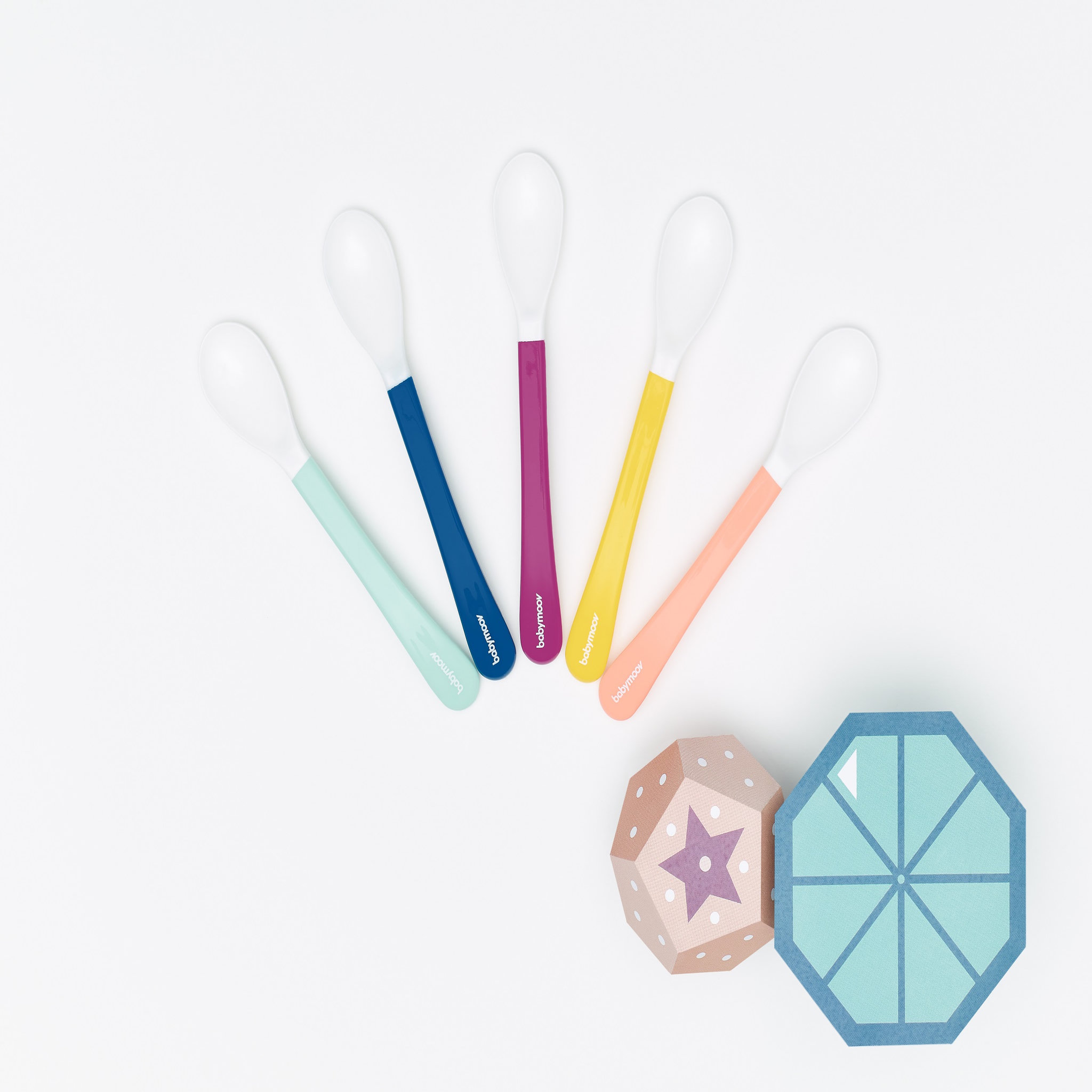Voir la diapositive 4 : BABYMOOV Set de 5 cuillères silicones 2ème âge 