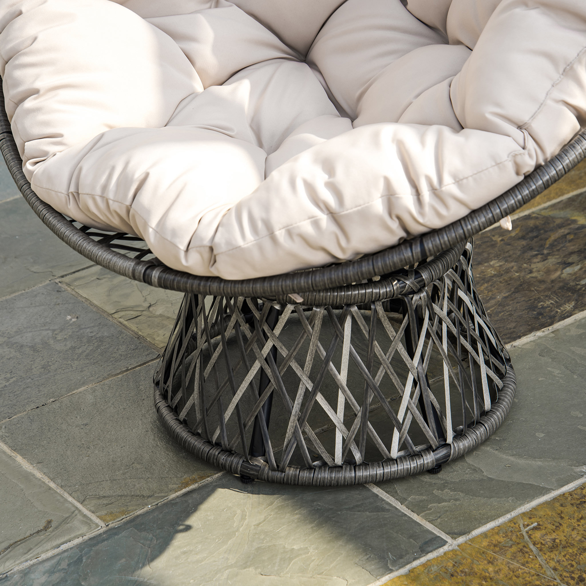 Voir la diapositive 5 : OUTSUNNY Fauteuil rond de jardin fauteuil papasan pivotant grand confort Ø 97 x 90H cm grand coussin fourni polyester résine tressée crème