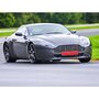 Smartbox Pilotage sur circuit : 2 tours au volant d'une Aston Martin V8 Vantage - Coffret Cadeau Sport & Aventure