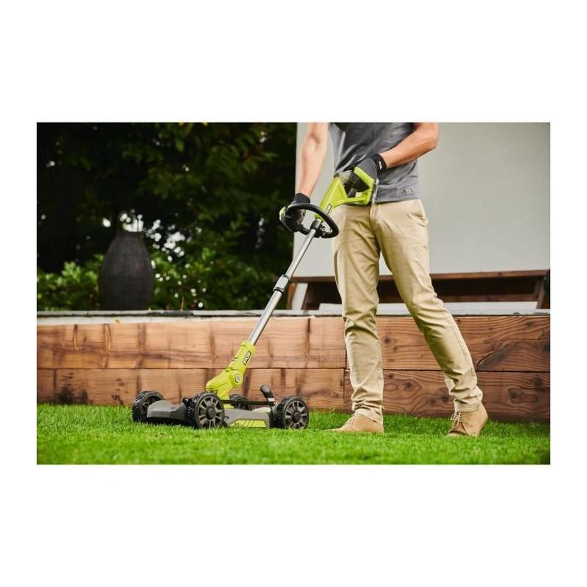 Voir la diapositive 3 : Ryobi Tondeuse 3 en 1 RYOBI - RY18LMC30A-0 - 18V One+ - coupe 30 cm - Sans batterie ni chargeur