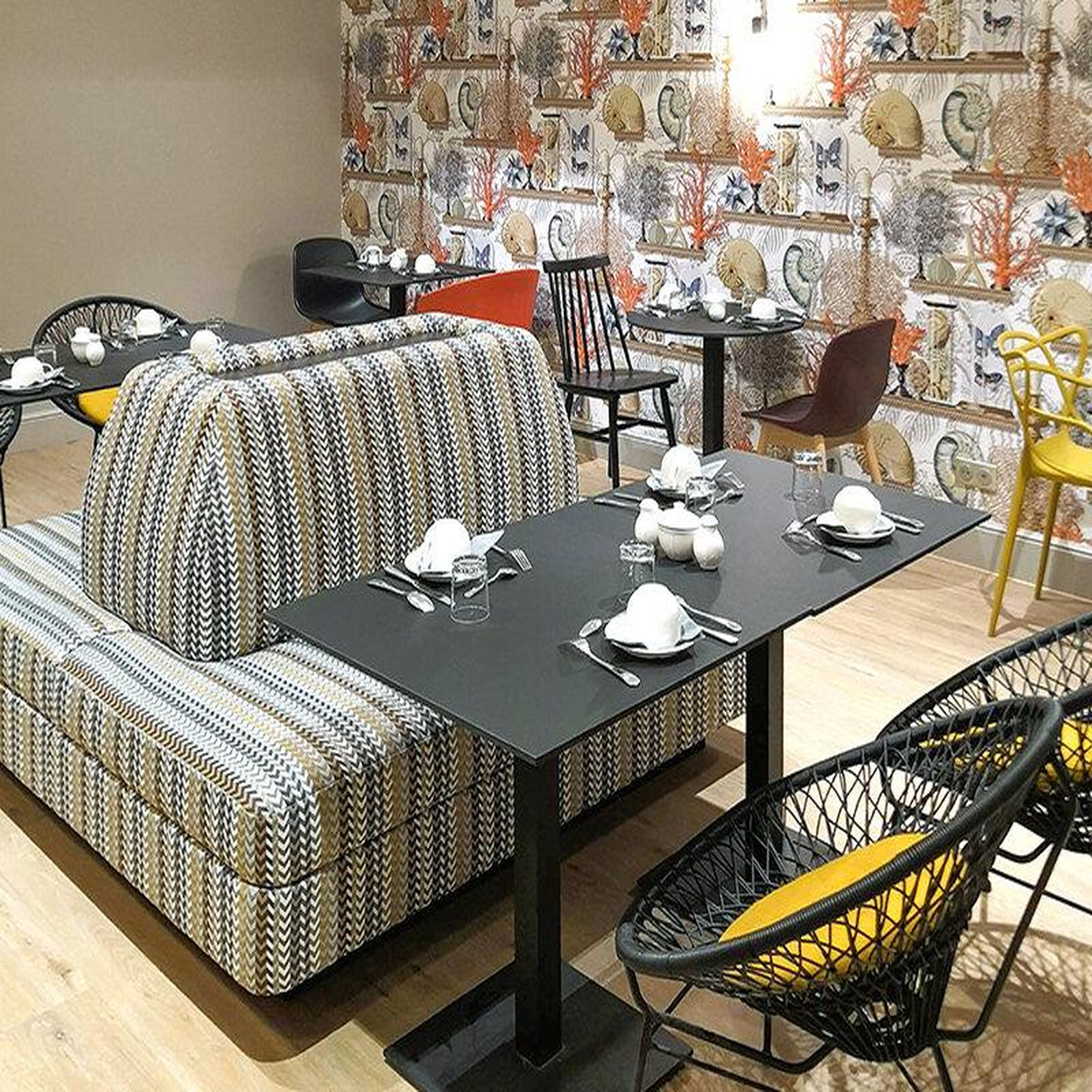 Voir la diapositive 3 : Smartbox Séjour en duo au cœur de lille dans un hôtel 4* - coffret cadeau séjour