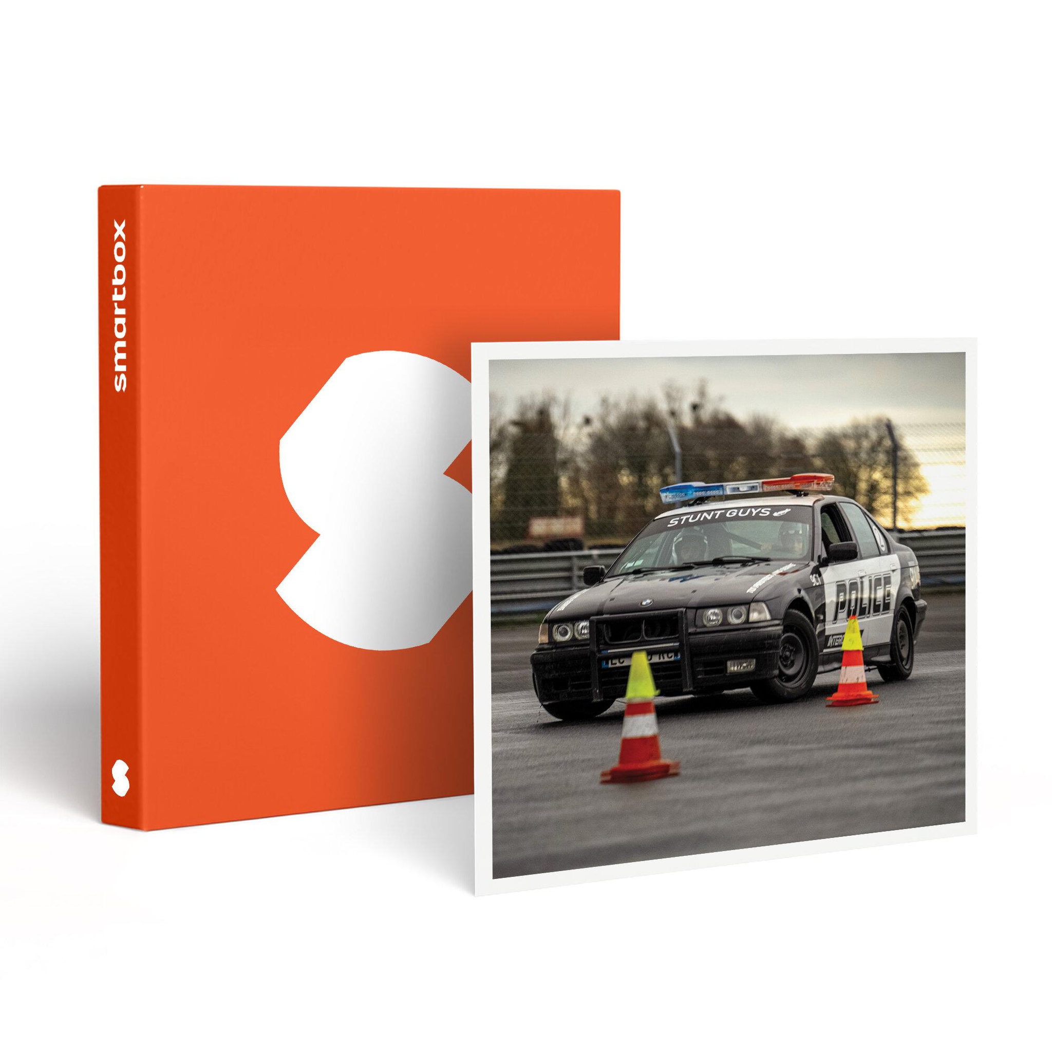 Smartbox Cascade en voiture : un stage de conduite en pilotage drift - Coffret Cadeau Sport & Aventure