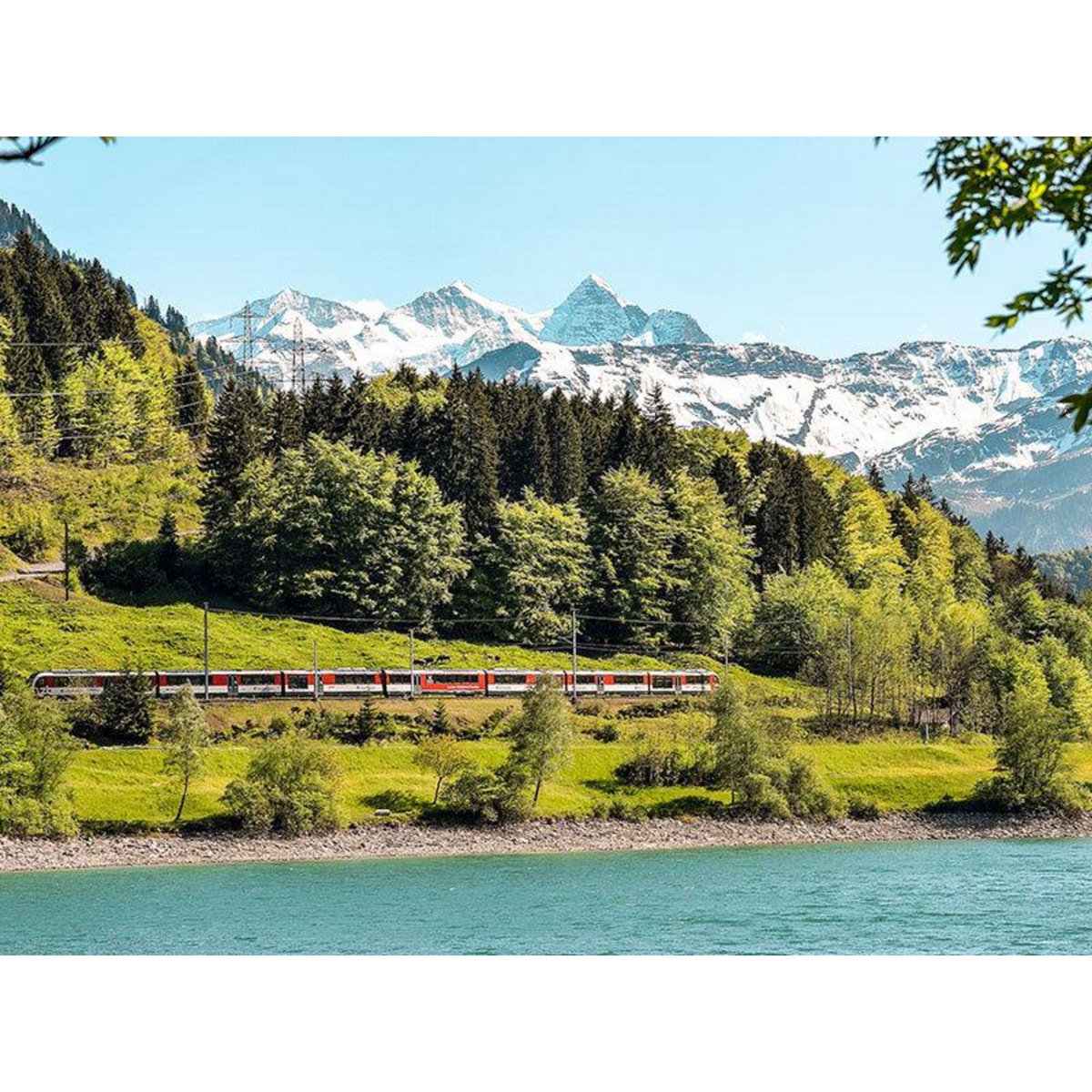 Smartbox Voyage en Europe : Pass Interrail Global Continu 22 jours avec nuit en hôtel - Coffret Cadeau Multi-thèmes