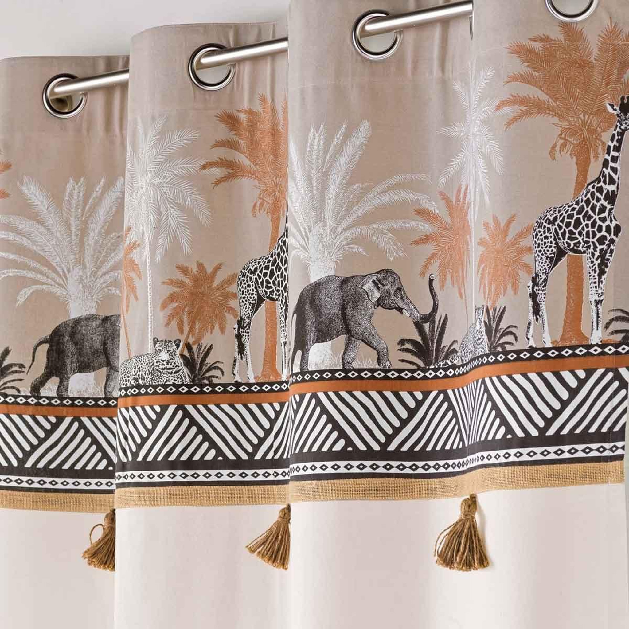 Voir la diapositive 2 : Douceur d'Intérieur Rideau à œillets  kenya lodge  140x240cm taupe