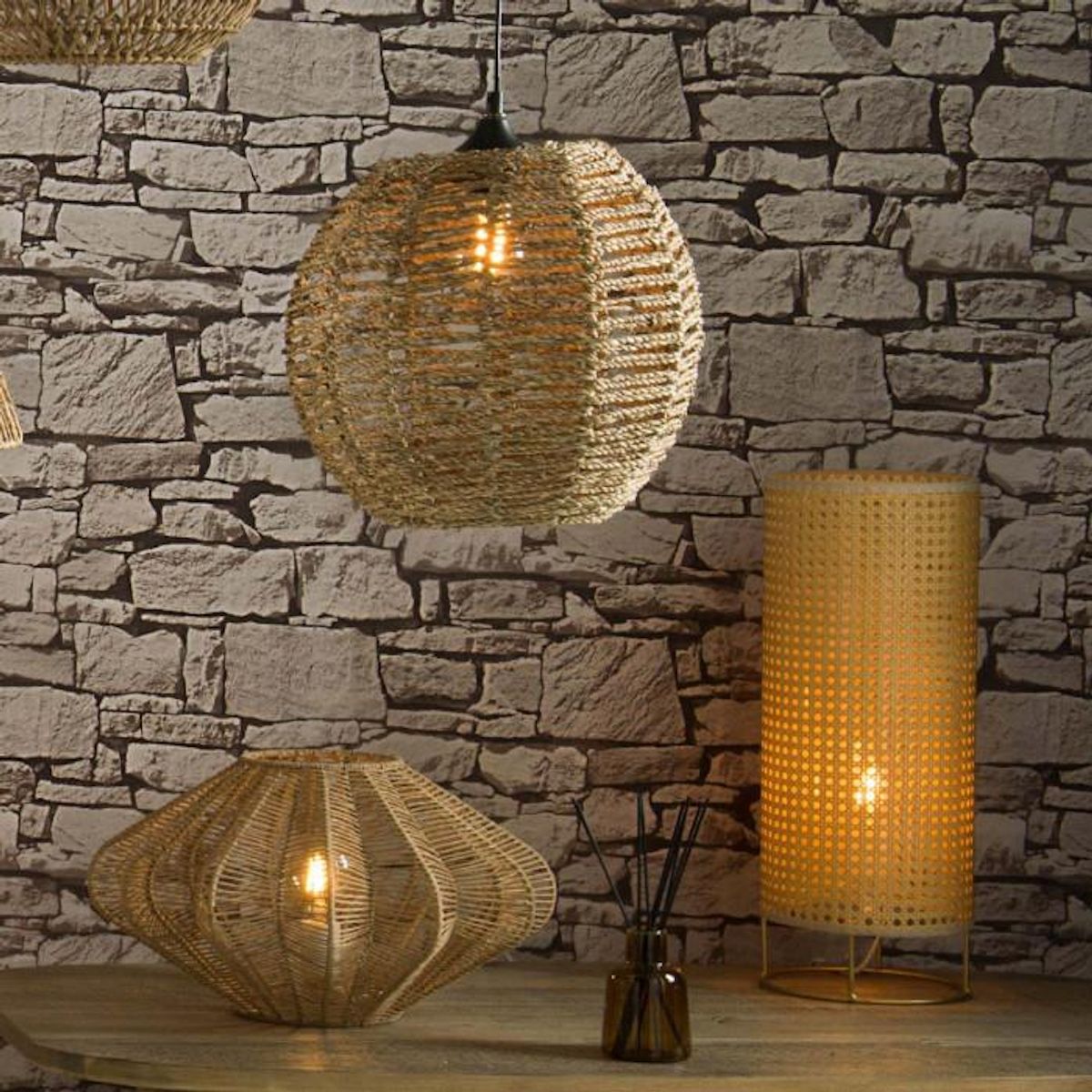 ATMOSPHERA Suspension luminaire boule en rotin Jada - Diam. 33 cm