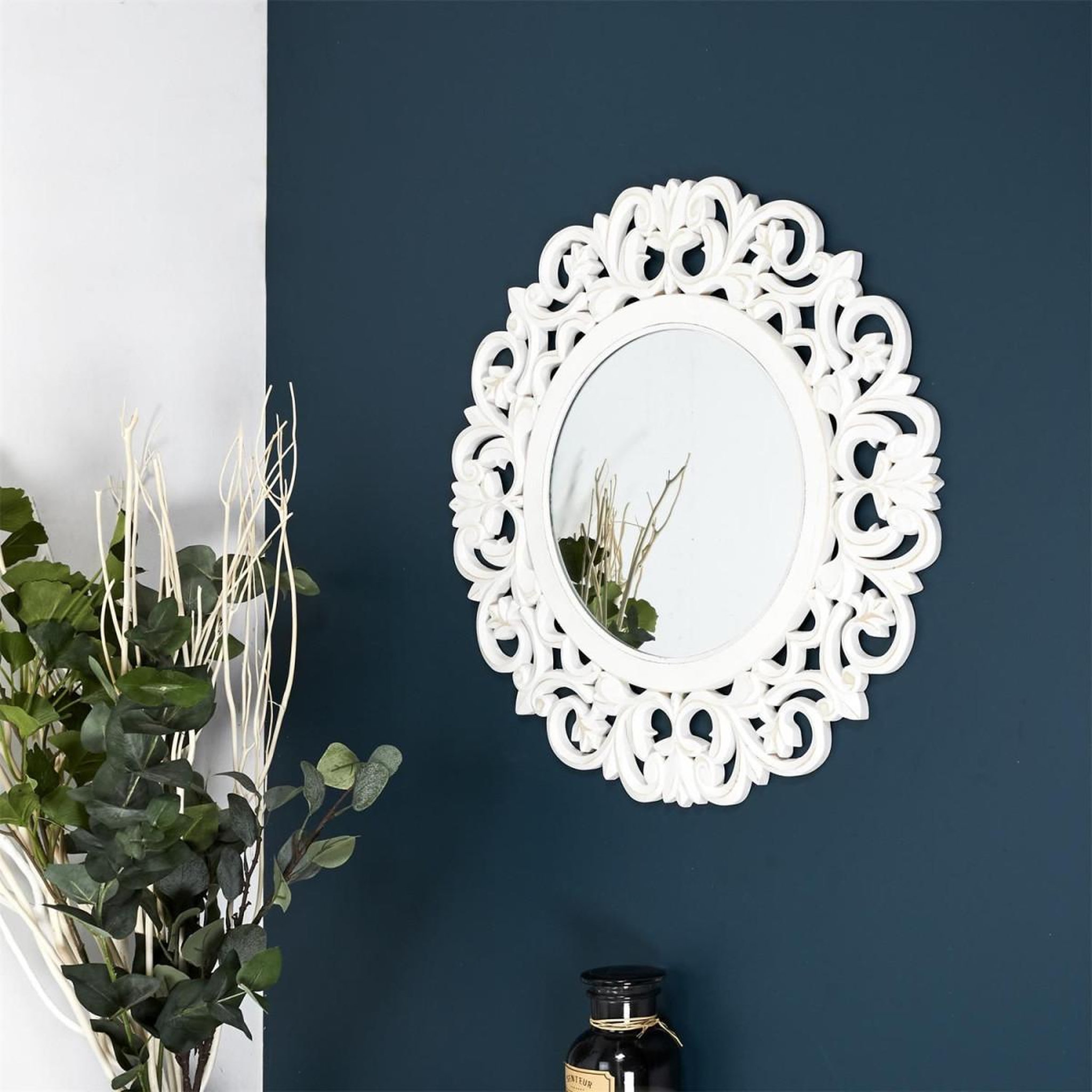 Voir la diapositive 3 : The Home Deco Factory Miroir Mural en Bois Sculpté  Charme  60cm Blanc