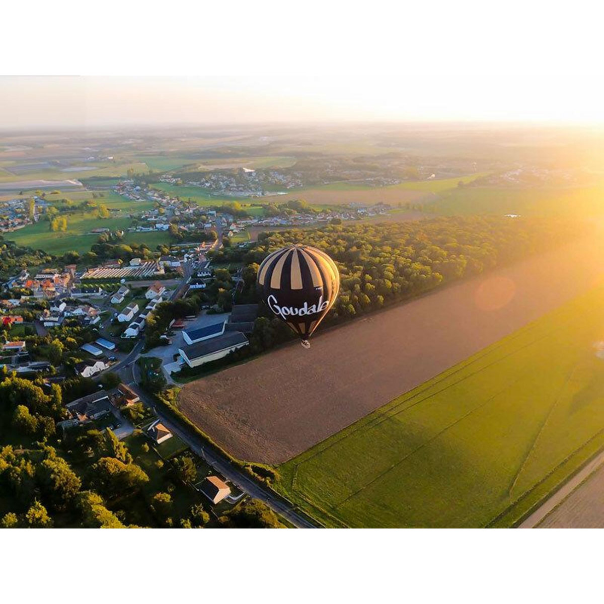 Smartbox Vol en montgolfière en Picardie - Coffret Cadeau Sport & Aventure