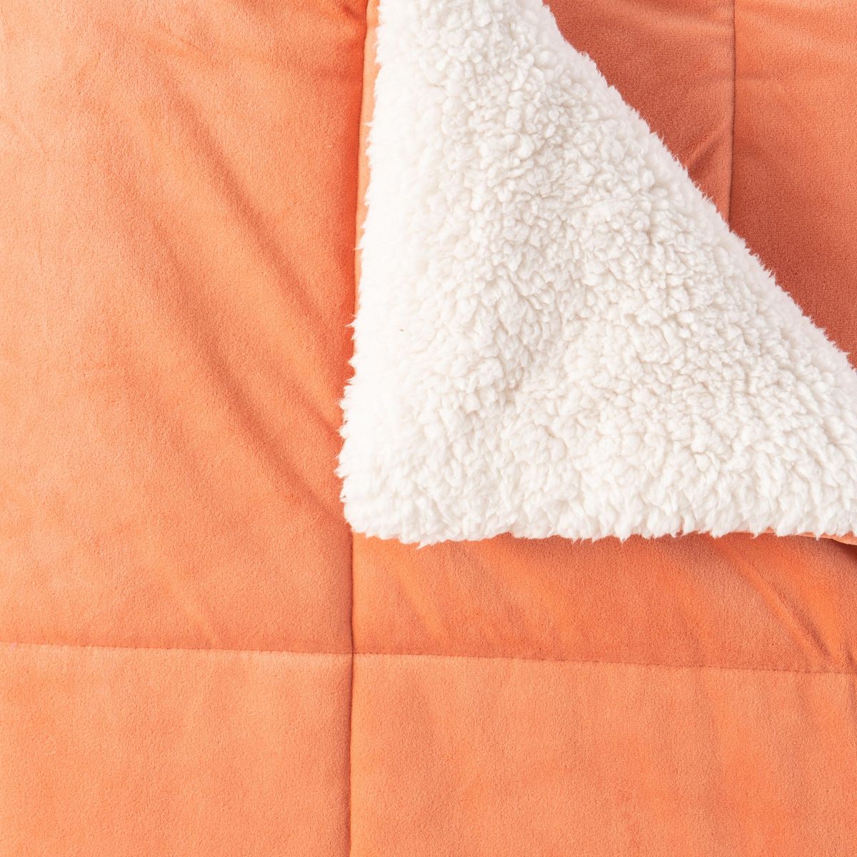 ACTUEL Couvre lit matelassé double face velours/sherpa BIEN CHEZ SOI 