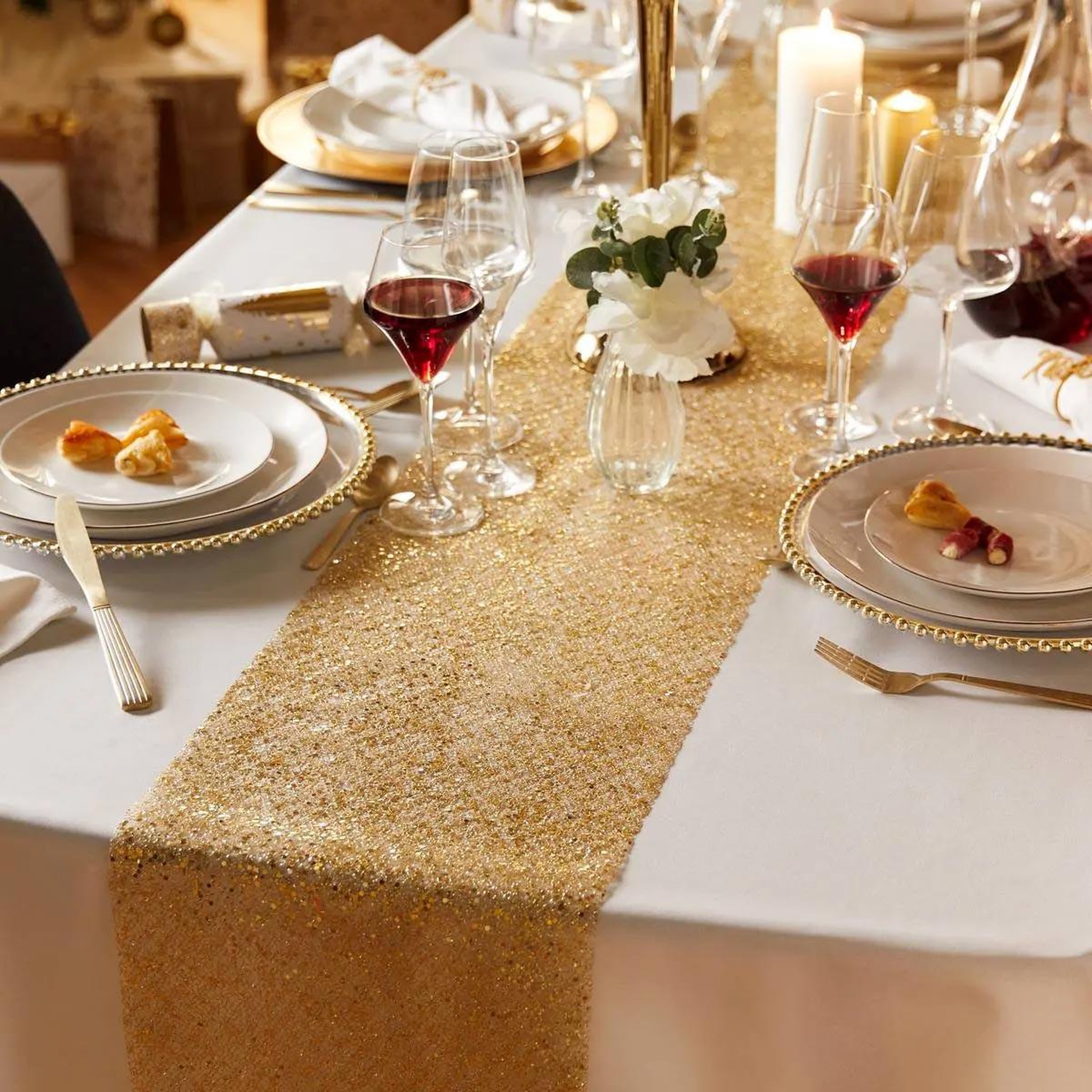 Voir la diapositive 2 : FEERIC LIGHT & CHRISTMAS Chemin de table sequins  colorama  28x300cm or