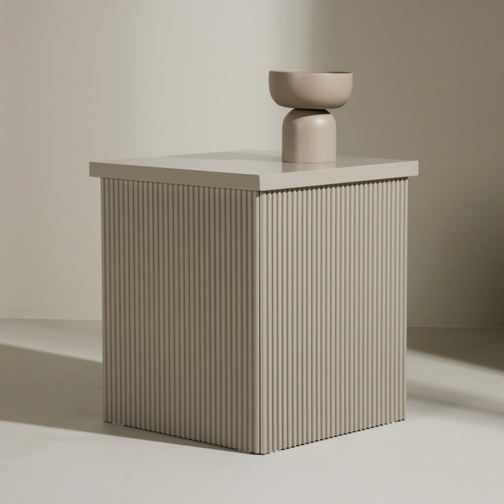 Voir la diapositive 5 : Paris Prix Table d'appoint design  lenox  45cm beige