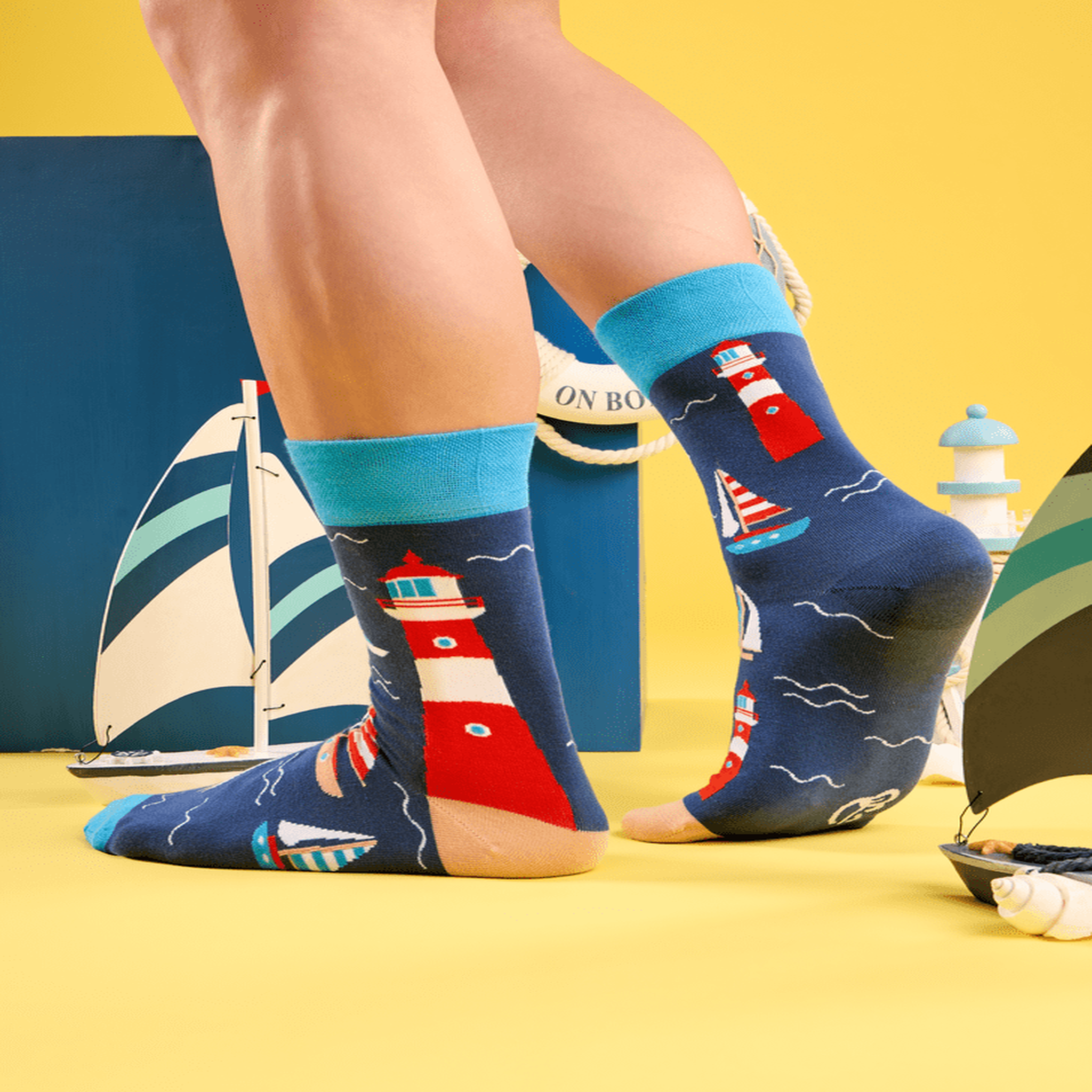 Voir la diapositive 5 : DEDOLES Chaussettes bambou phare et bateaux à voile