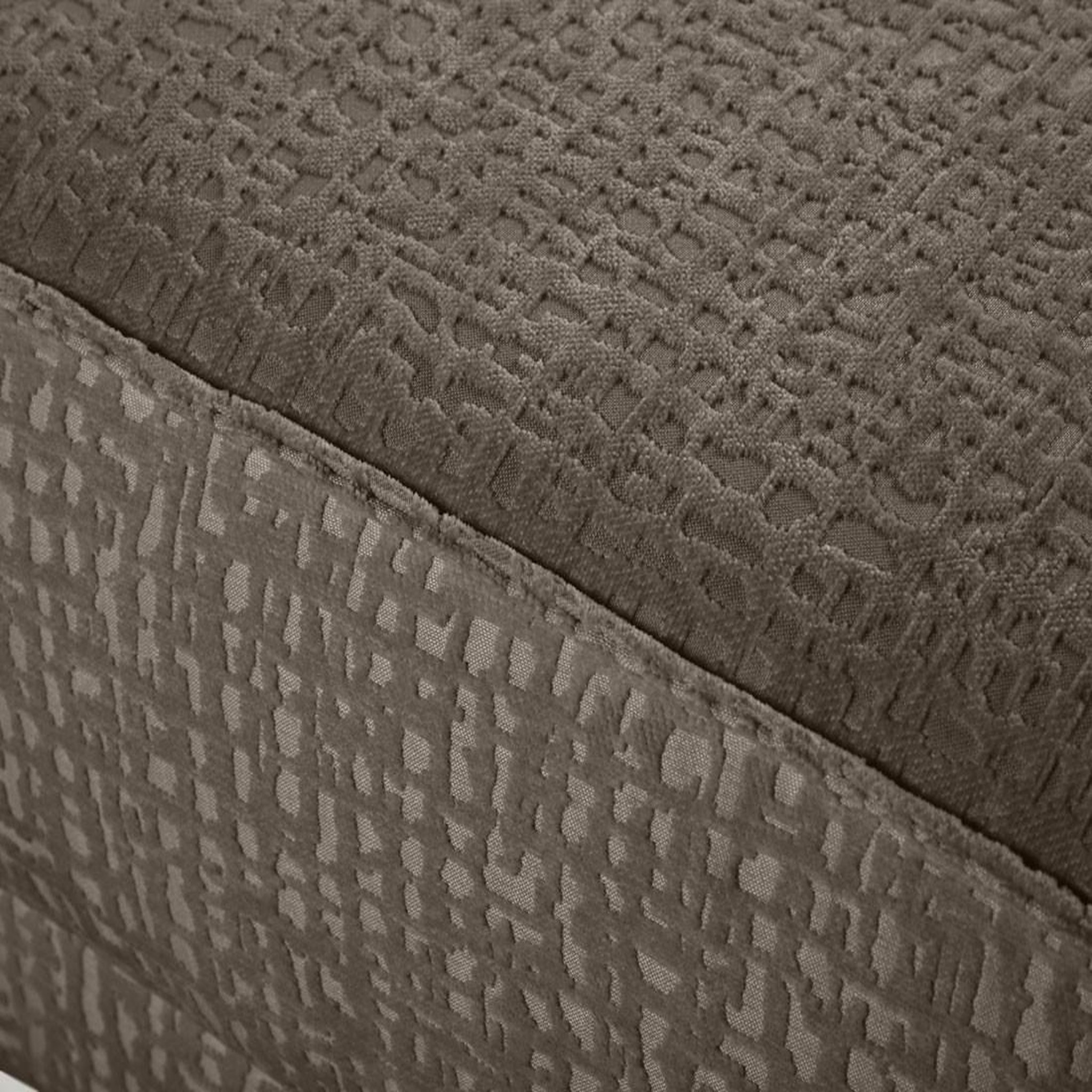 Voir la diapositive 6 : LISA DESIGN Charlie - pouf - pieds hauts - en tissu velours relief