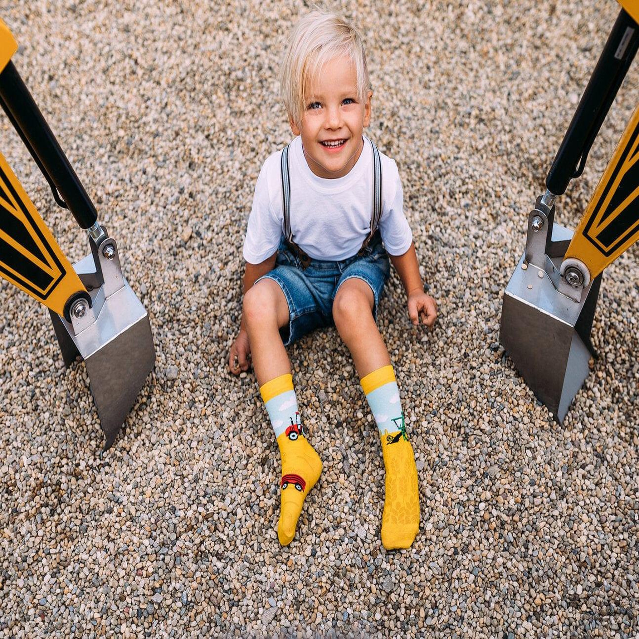 Voir la diapositive 4 : DEDOLES Chaussettes enfants tracteurs
