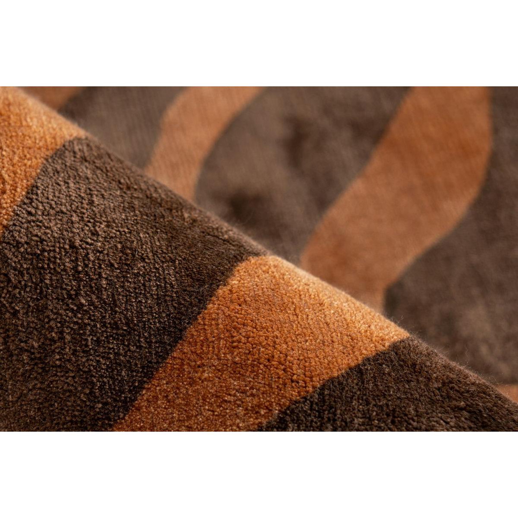 Voir la diapositive 2 : Paris Prix Tapis Rétro Motif Imprimé  Sinai  Marron Foncé