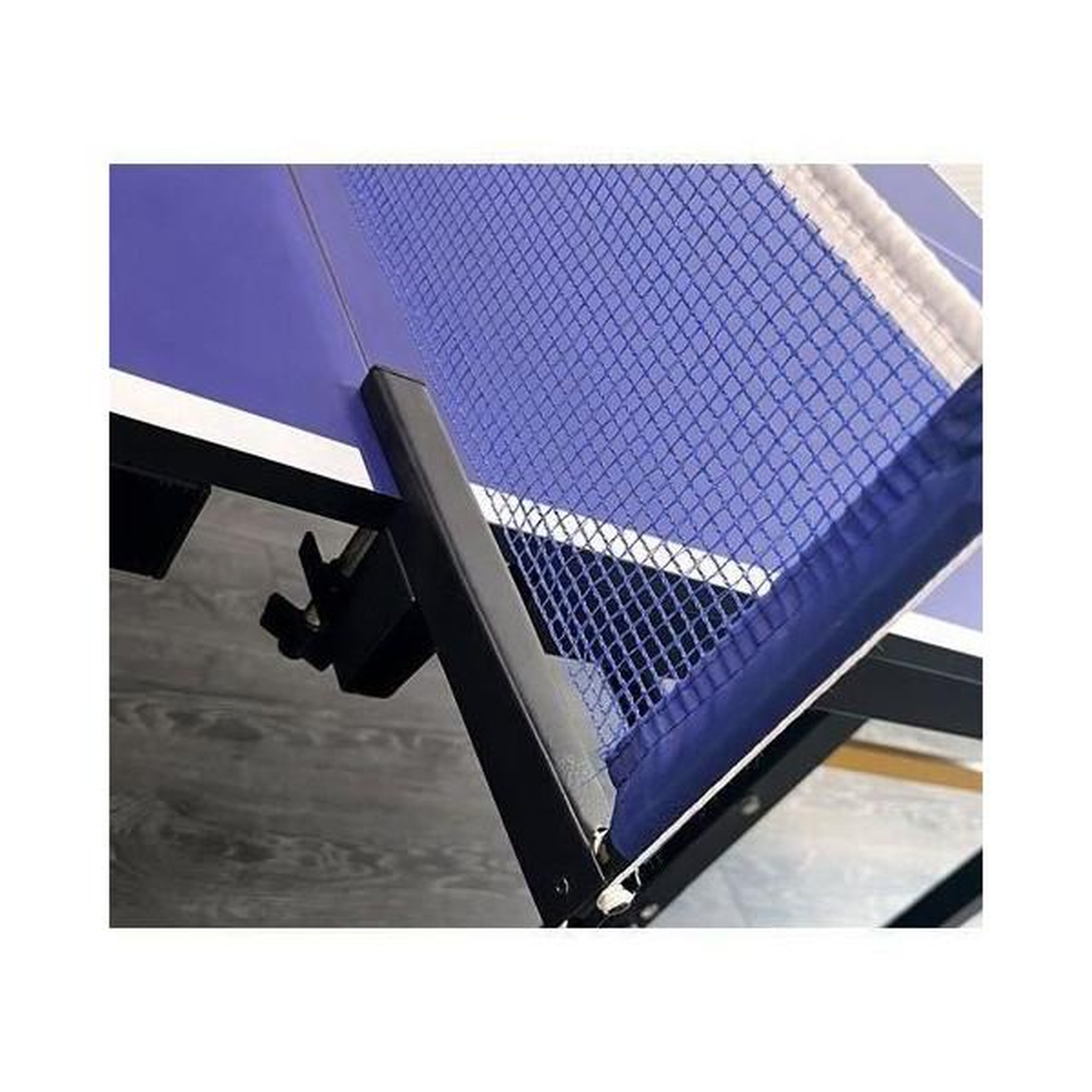 Voir la diapositive 3 : MARKET24 Table tennis de table - table de ping-pong - pliable - usage exterieure - 2 raquettes avec housse + 3 balles inclues - bleu et n
