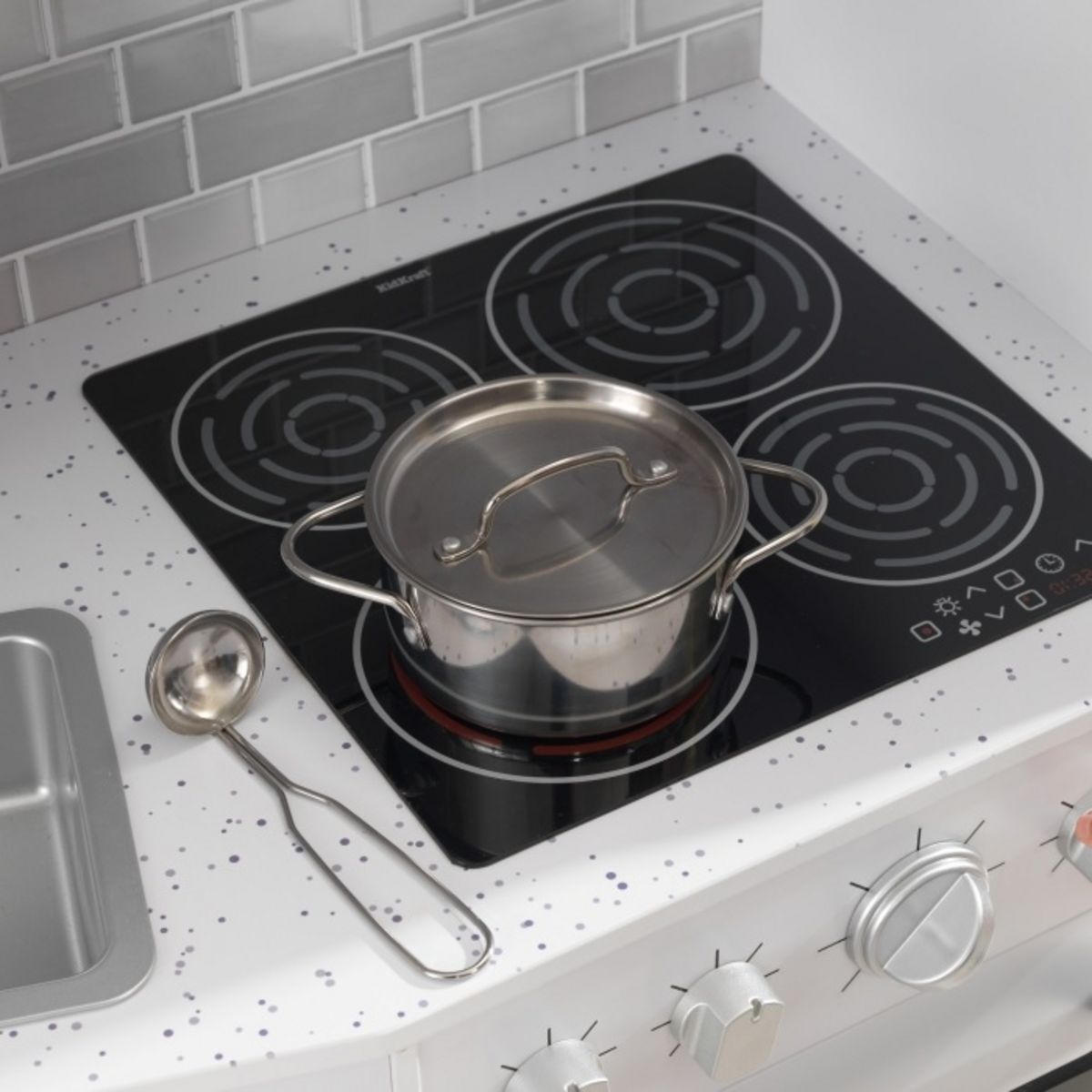 Kidkraft Grande cuisine en bois avec sons et lumières - Jeu d'imitation