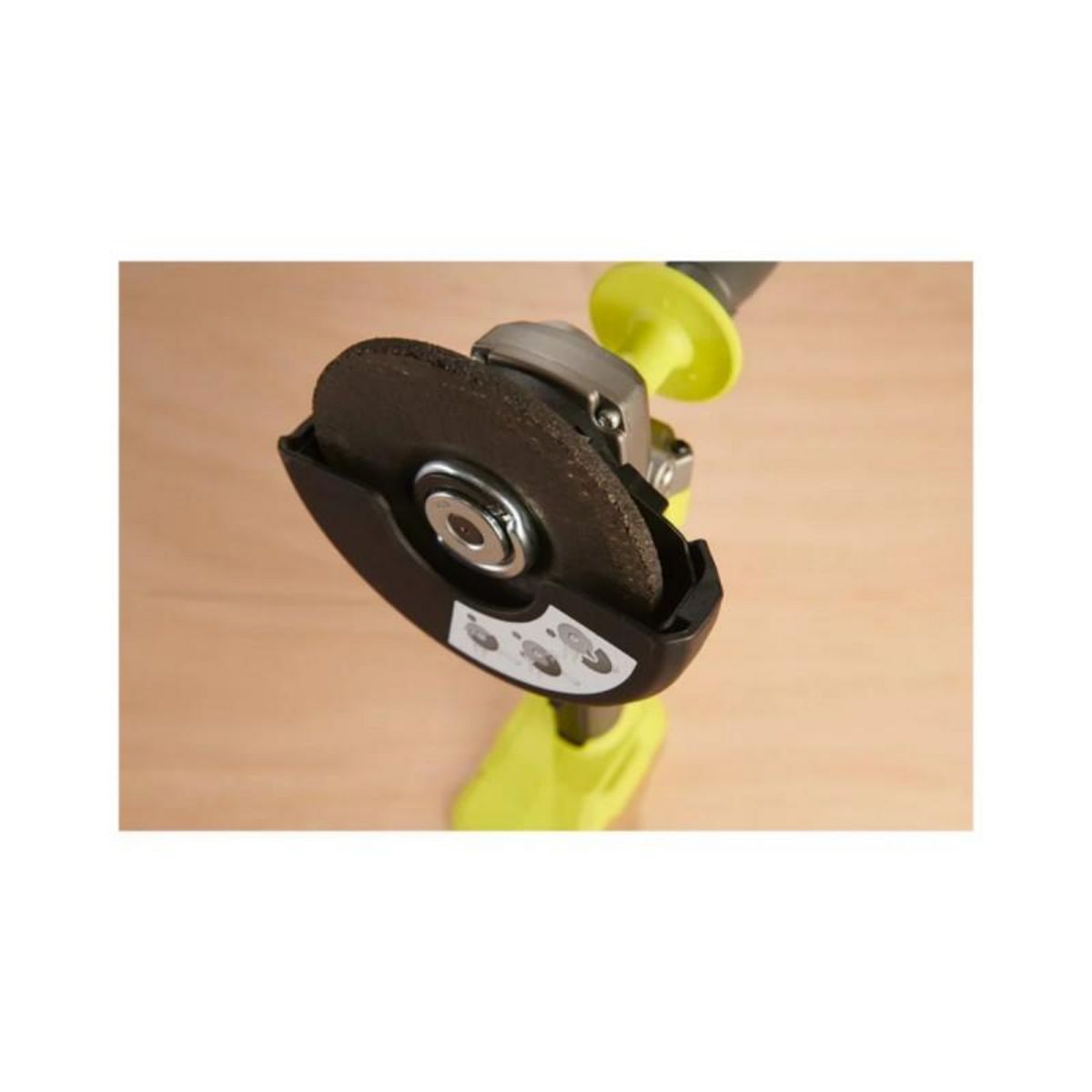 Ryobi Meuleuse d'angle Brushless 18V RYOBI - 125mm - Sans batterie ni chargeur - RAG18BL-0