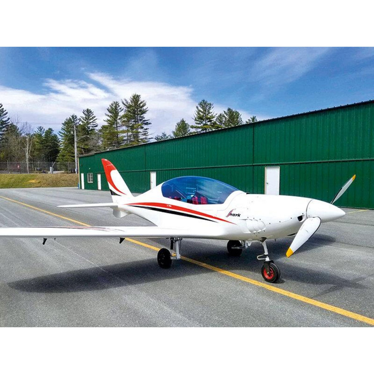 Smartbox Baptême de l'air d'1h10 en Shark UL du Havre à la Baie de Somme - Coffret Cadeau Sport & Aventure