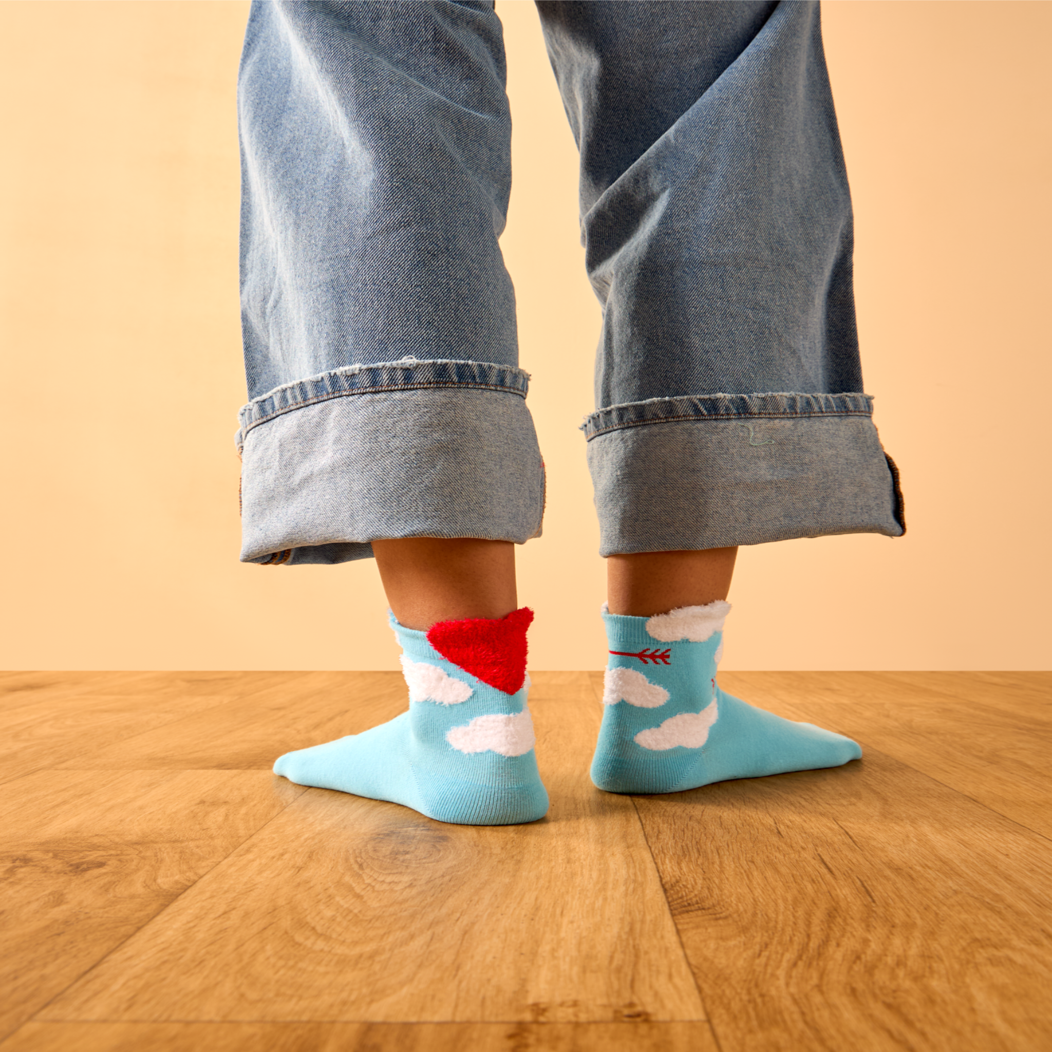 Voir la diapositive 3 : DEDOLES Chaussettes courtes cutecore amour dans l'air