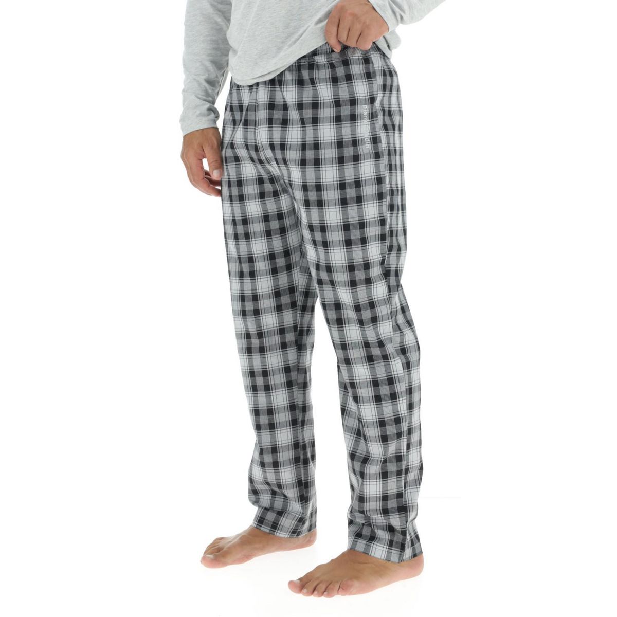 PIERRE CARDIN Ensemble Pyjama long homme en popeline à carreaux et Logo poitrine
