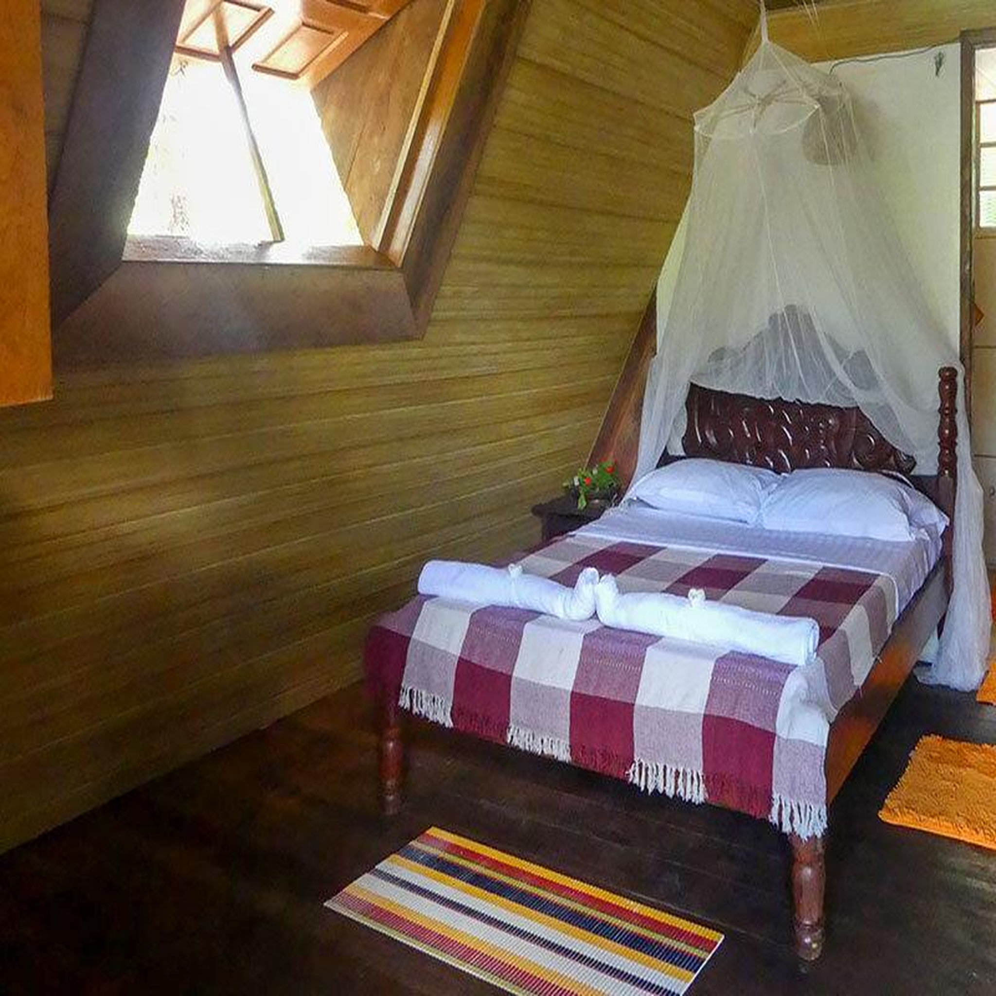 Voir la diapositive 3 : Smartbox Voyage tout compris en amazonie : 4 jours en lodge avec excursions dans la jungle - coffret cadeau séjour