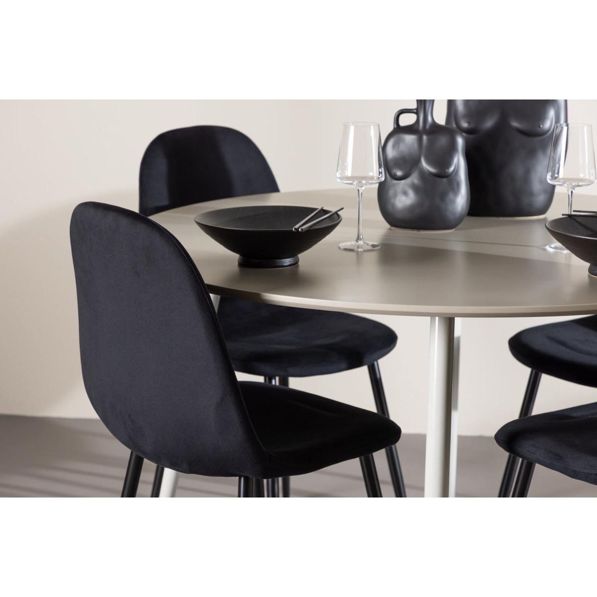 Voir la diapositive 4 : Paris Prix Ensemble table à manger & 4 chaises  plaza & polar  120cm beige & noir