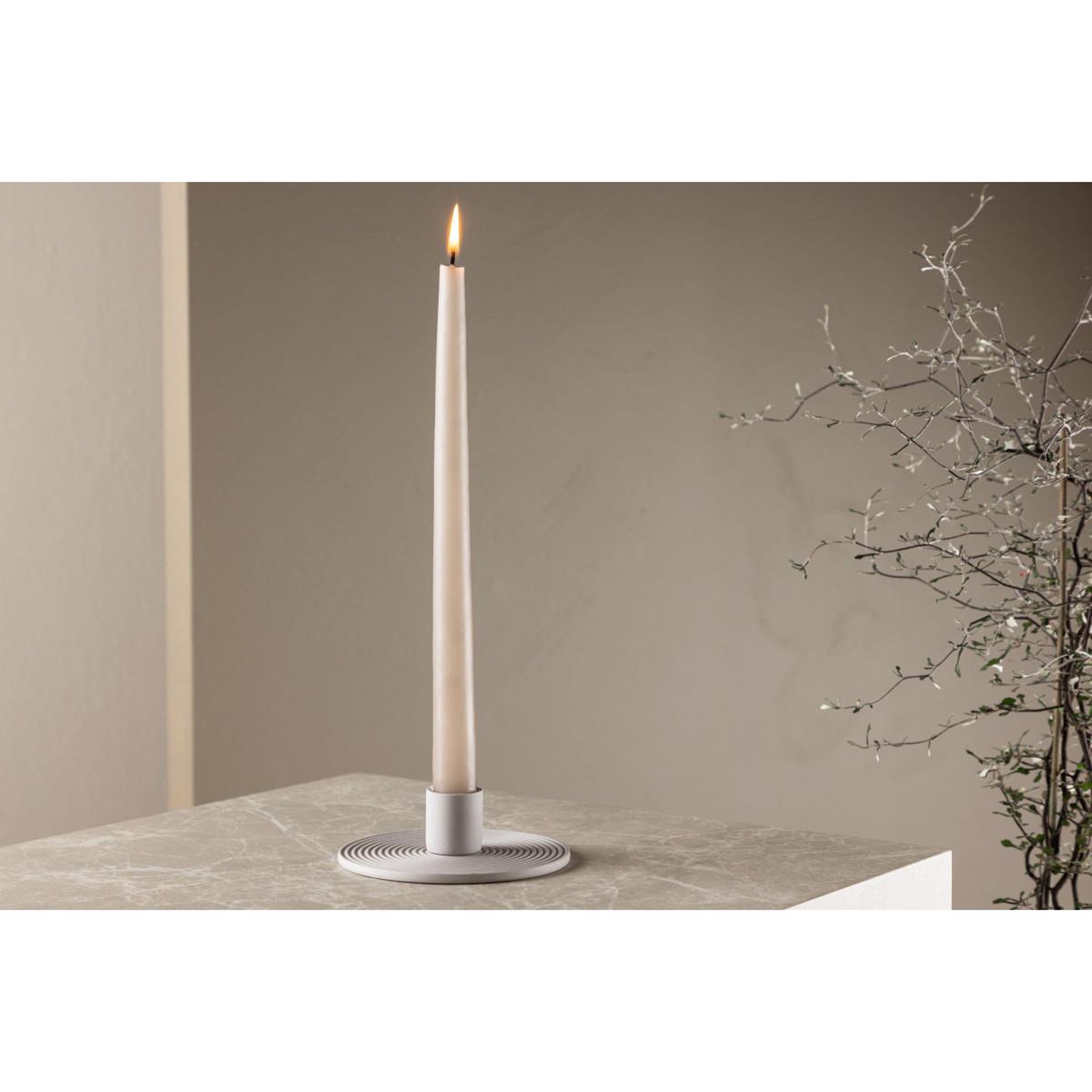 Voir la diapositive 4 : Paris Prix Bougeoir design en argile  dian  12cm gris