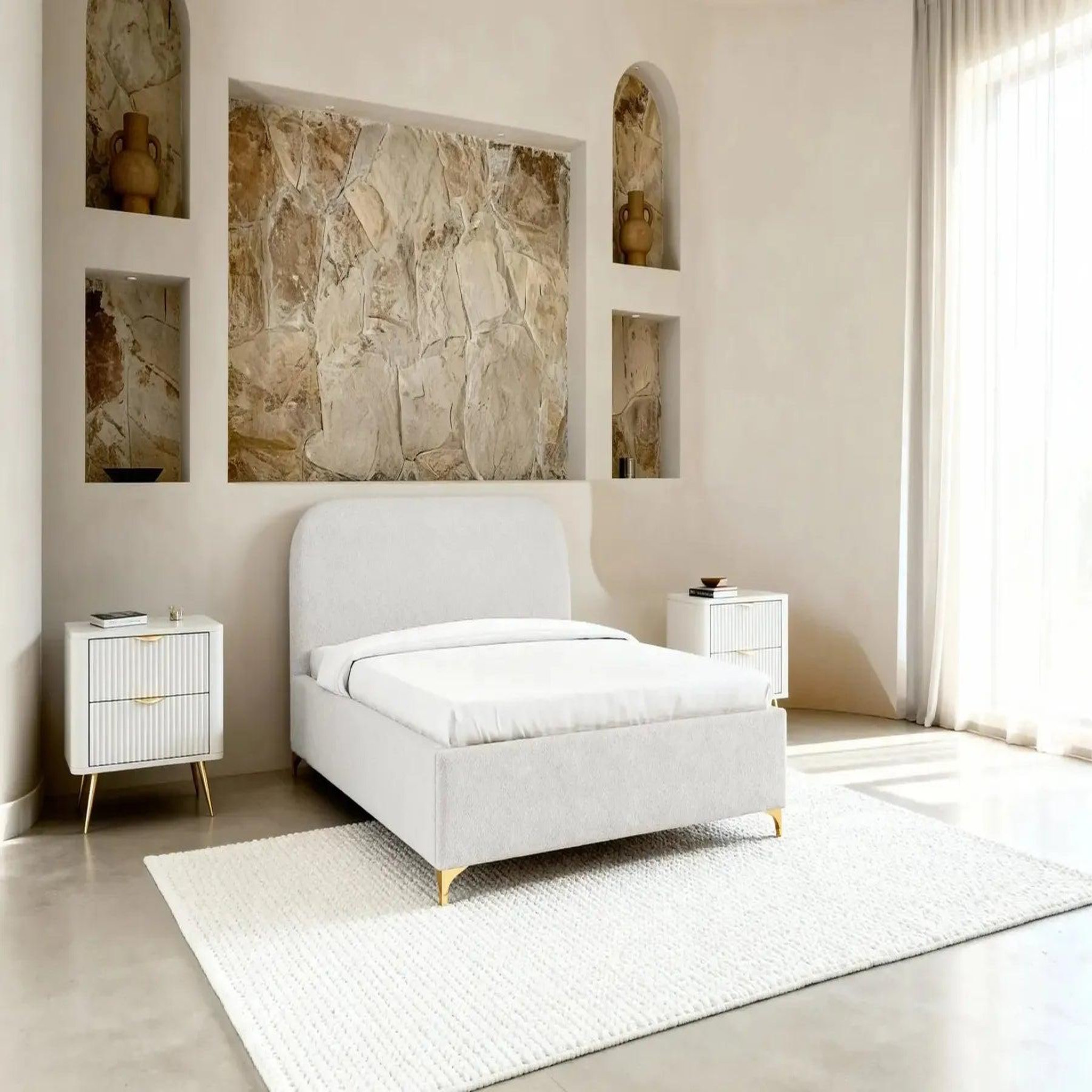 Voir la diapositive 4 : CASANOVA PARIS Charlotte - lit coffre tissu chenille
