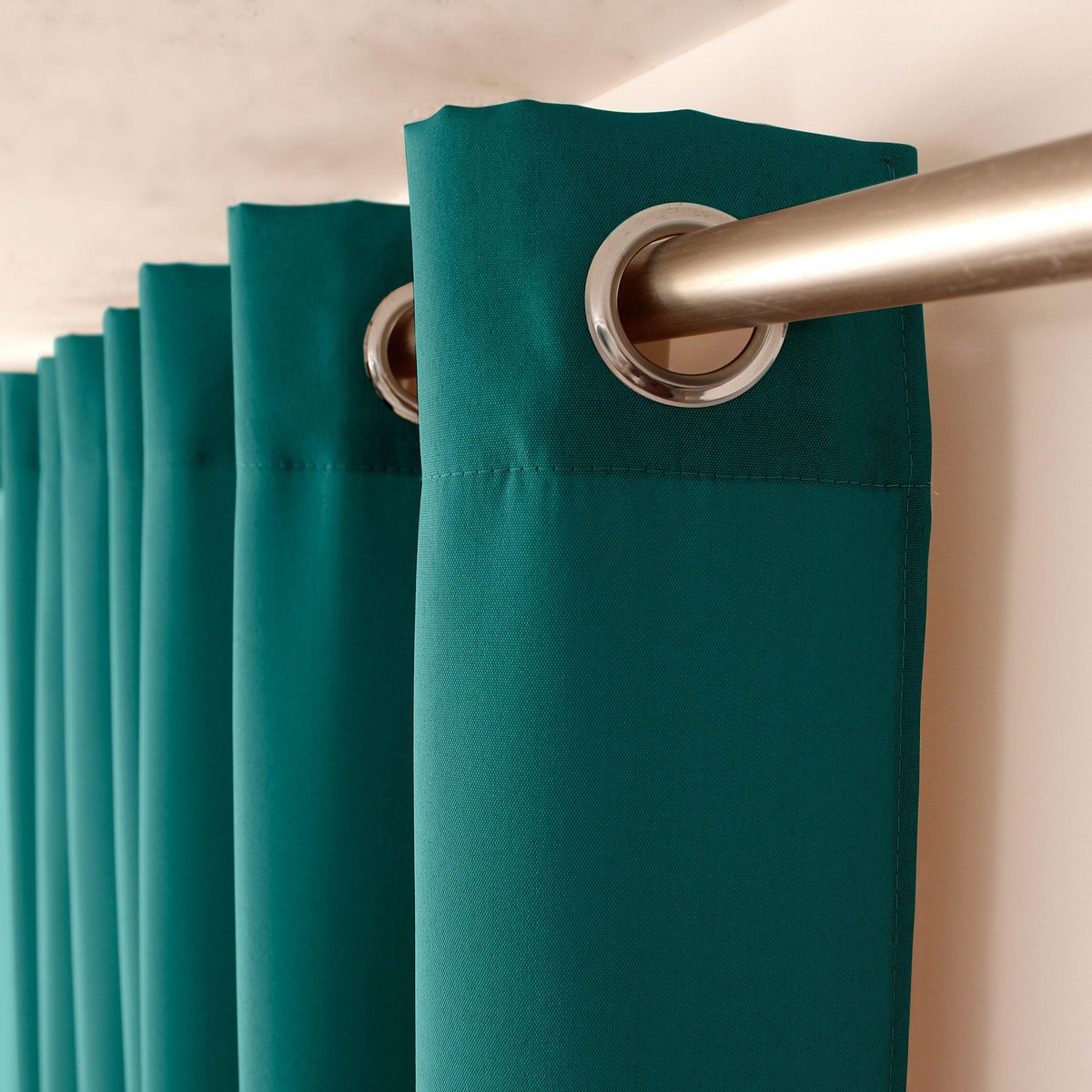 TOILINUX Rideau en toile unie Basic à 8 œillets - 140 x 240 cm - Vert émeraude