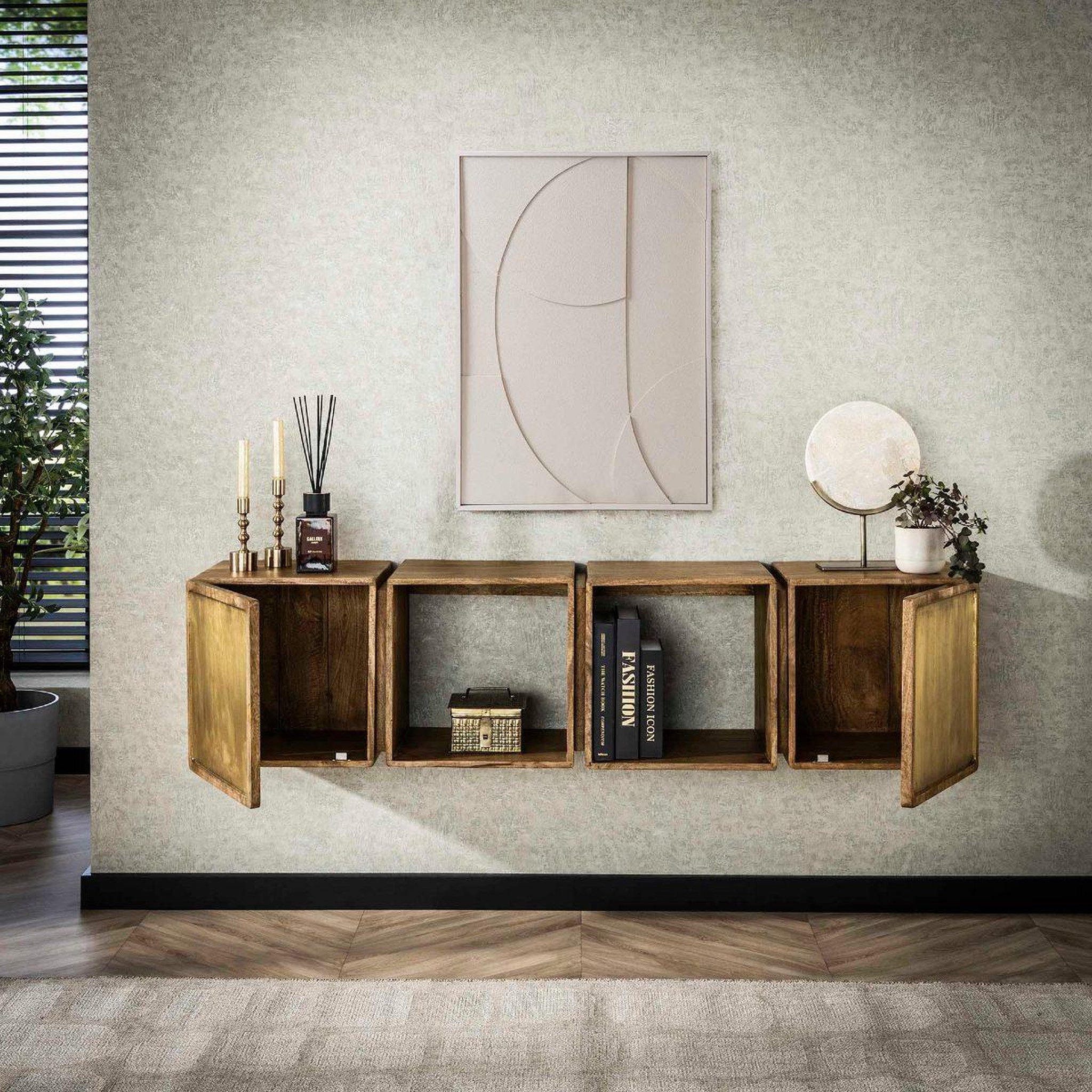 Voir la diapositive 3 : JLC KREATION Buffet suspendu en bois de manguier et métal doré crowl