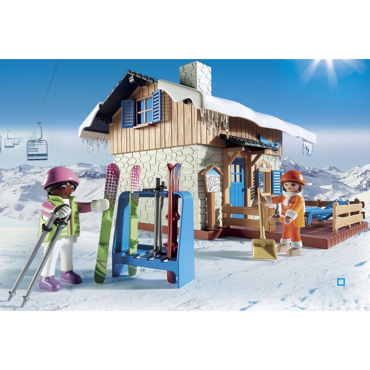PLAYMOBIL 9280 - Family Fun - Chalet avec skieur