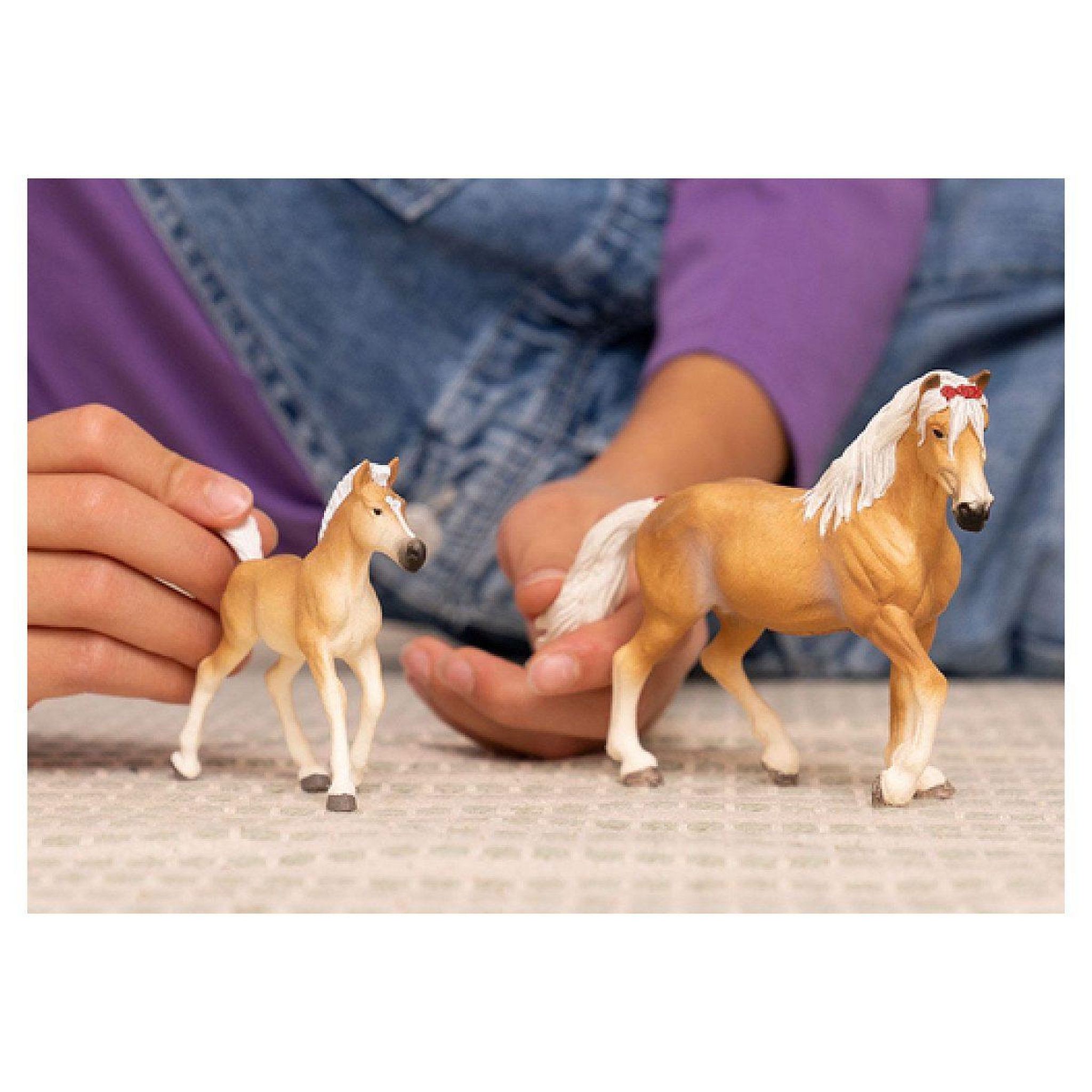 Voir la diapositive 2 : Schleich 13950 Jument Haflinger