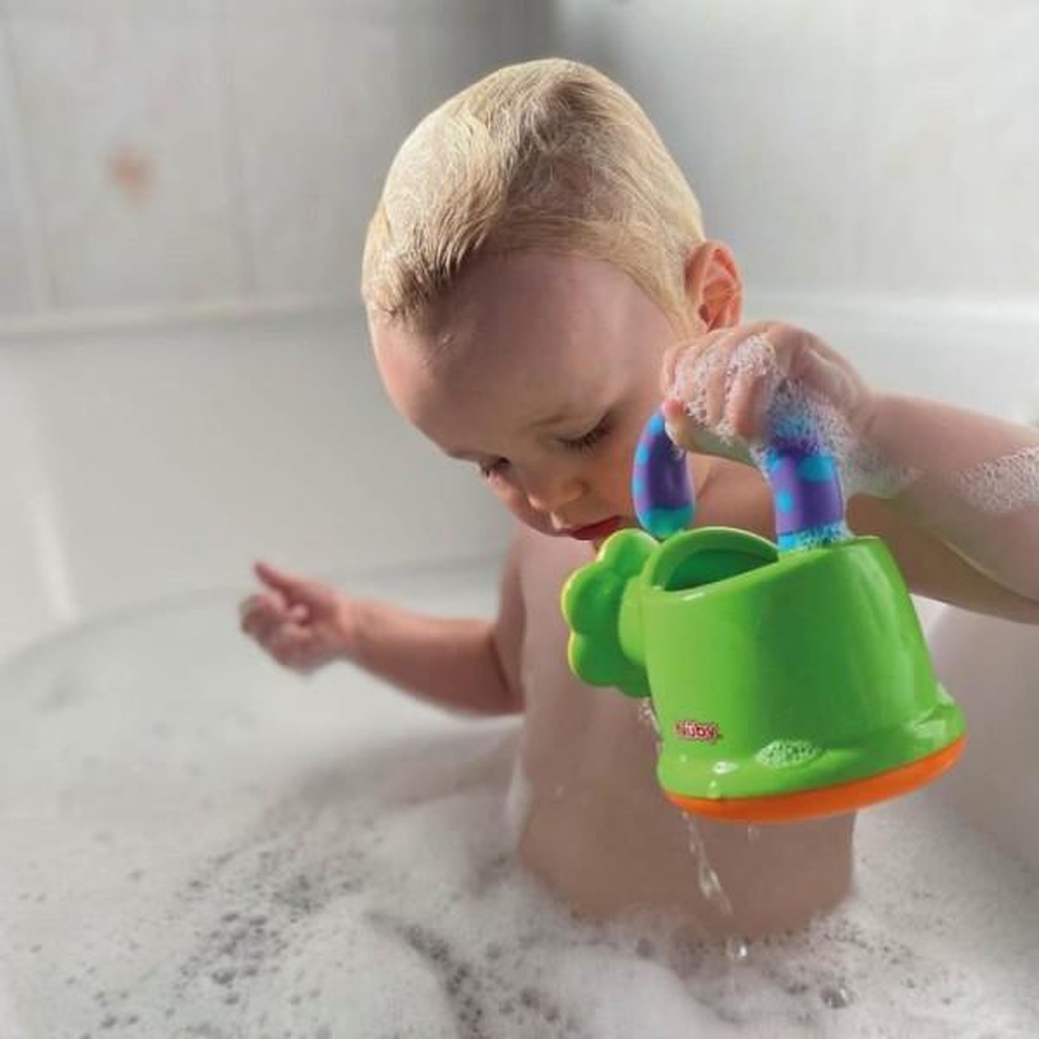Voir la diapositive 5 : NUBY Jouet de bain - NUBY - Arrosoir amusant - Des 12 mois - Vert