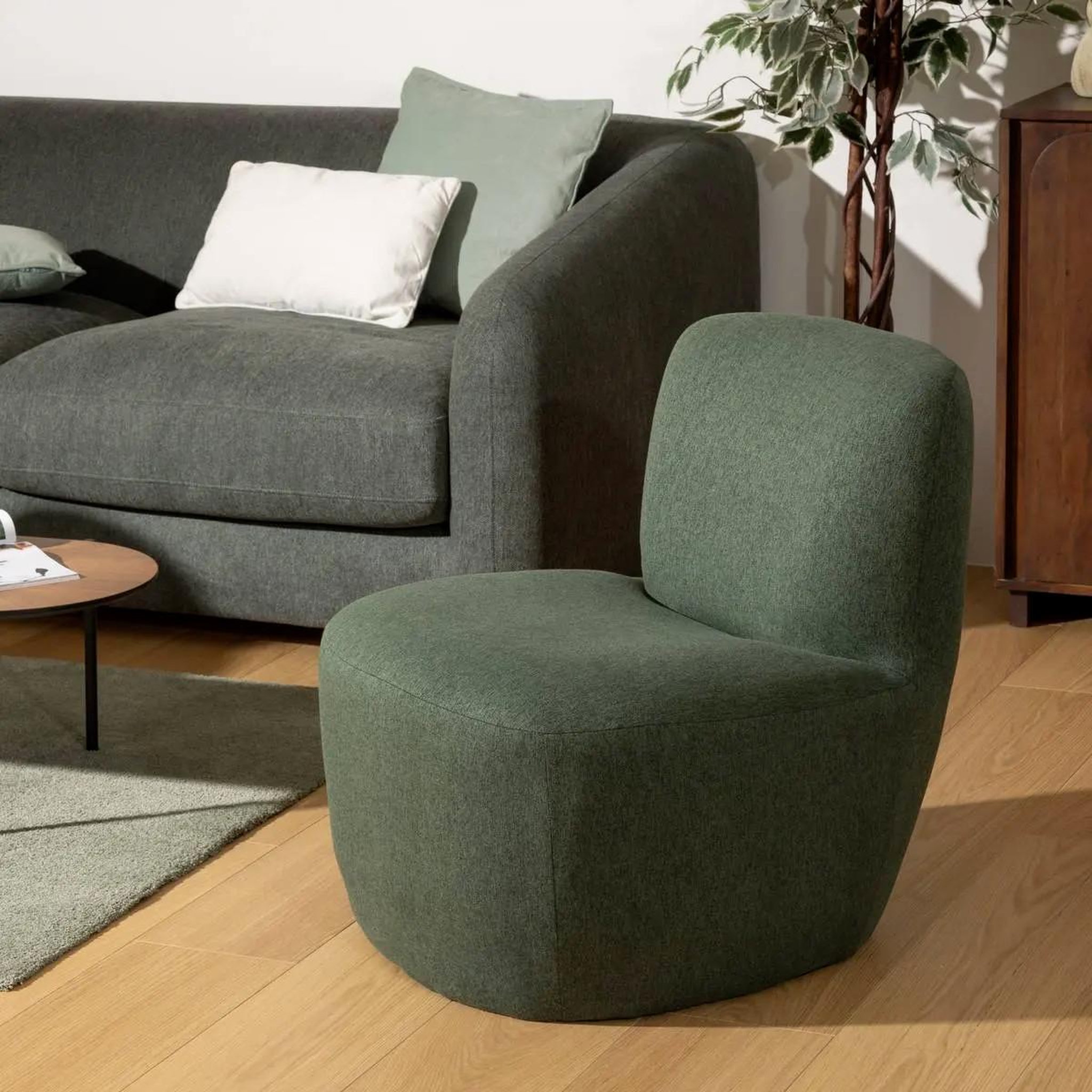 Voir la diapositive 5 : ATMOSPHERA Chauffeuse design  leone  71cm vert cèdre