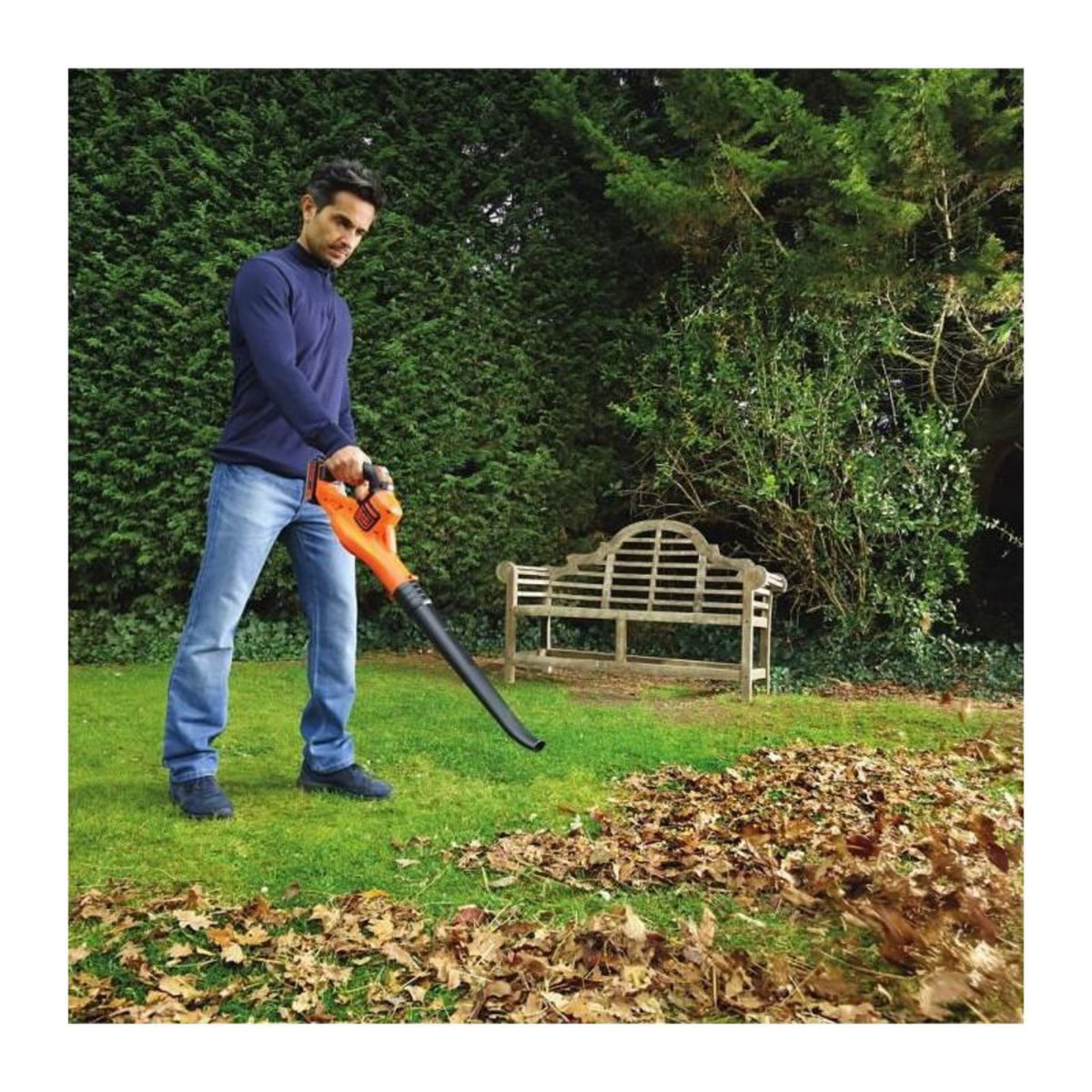 Black et Decker BLACK + DECKER Souffleur  18V - 2Ah - Sans Fil GWC1820PC