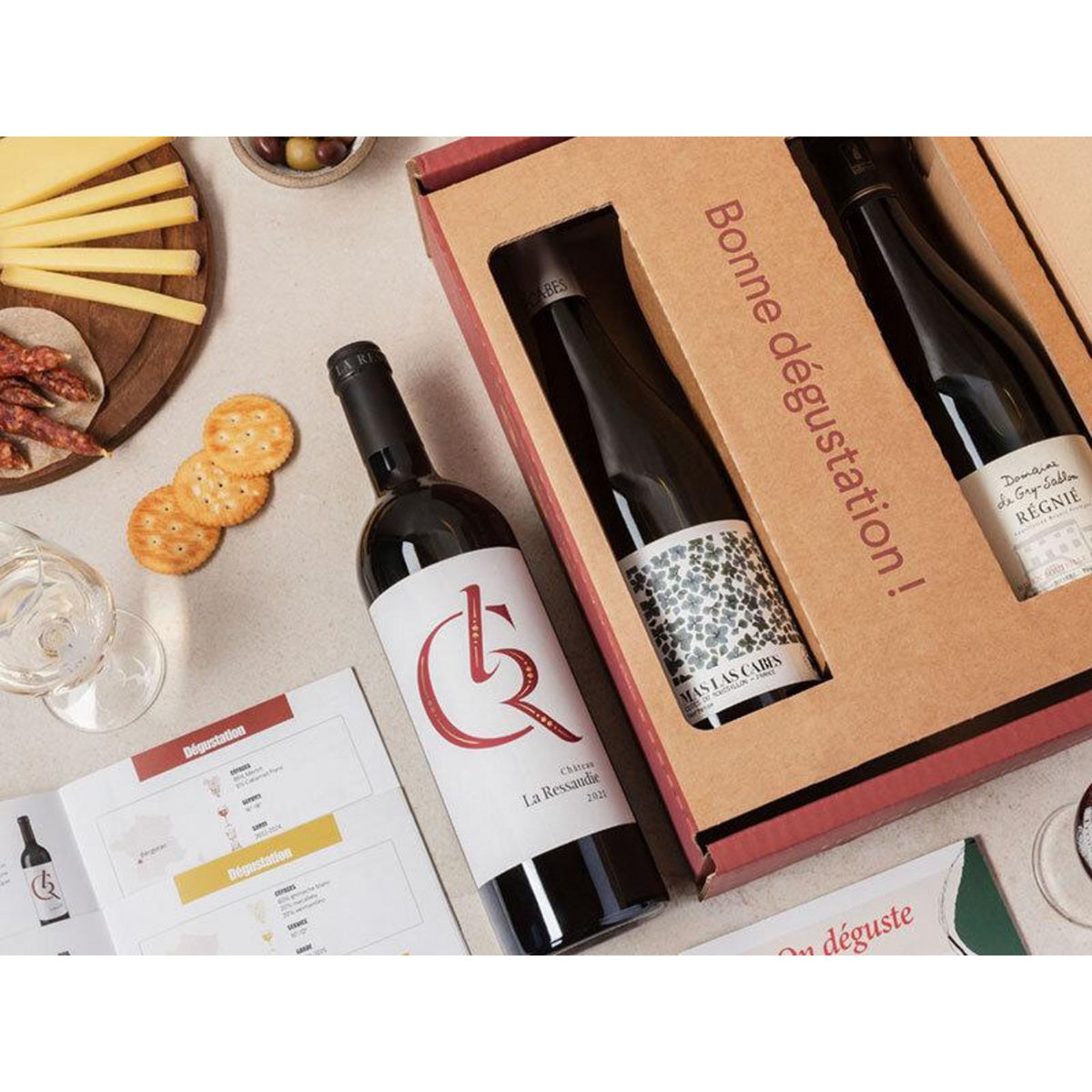 Smartbox Abonnement de 2 mois : 3 bouteilles de vin par mois et livret de dégustation - Coffret Cadeau Gastronomie