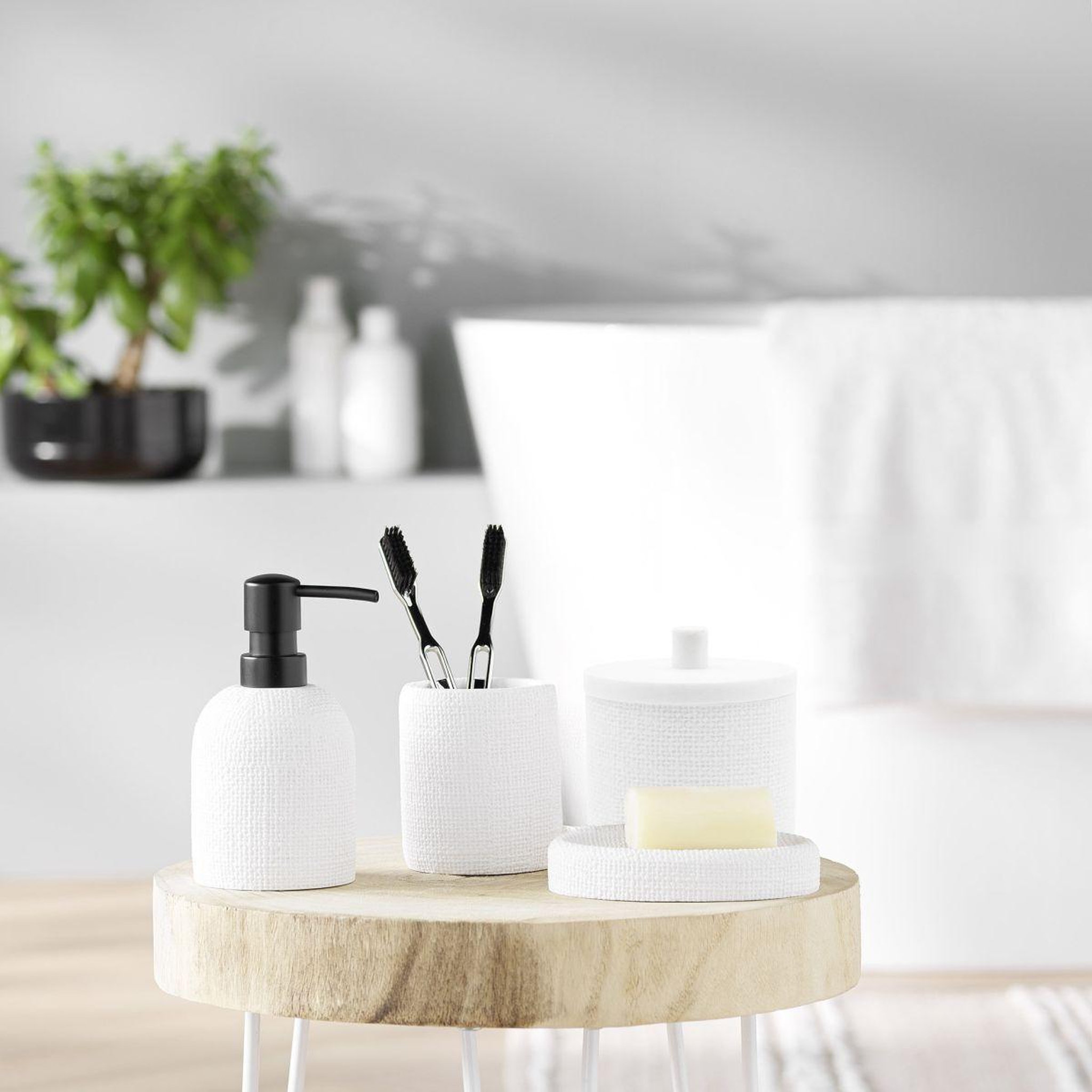 Voir la diapositive 3 : Douceur d'Intérieur Distributeur de savon effet tissé  spa  15cm blanc