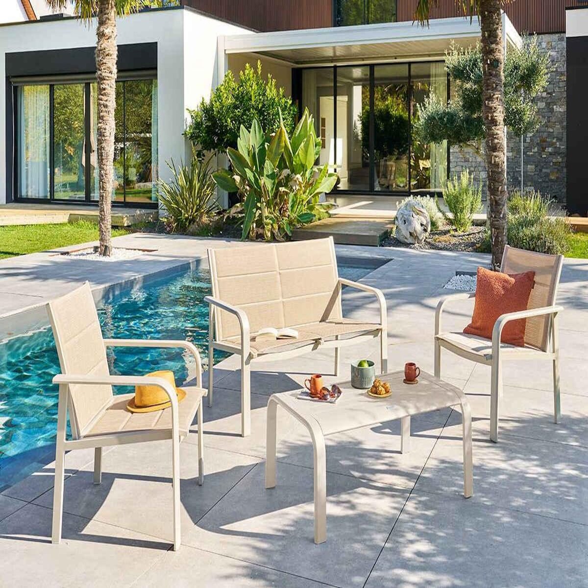 HESPERIDE Salon de jardin alu et texaline Piazza Argile - 4 places - Hespéride