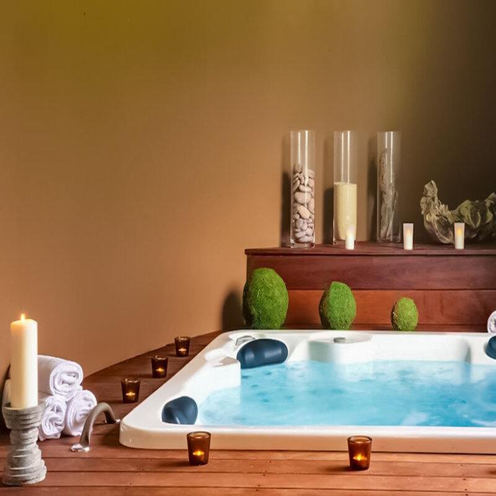 Voir la diapositive 3 : Smartbox Séjour de 2 jours à l'hôtel 4* best western de grasse avec moment bien-être - coffret cadeau séjour