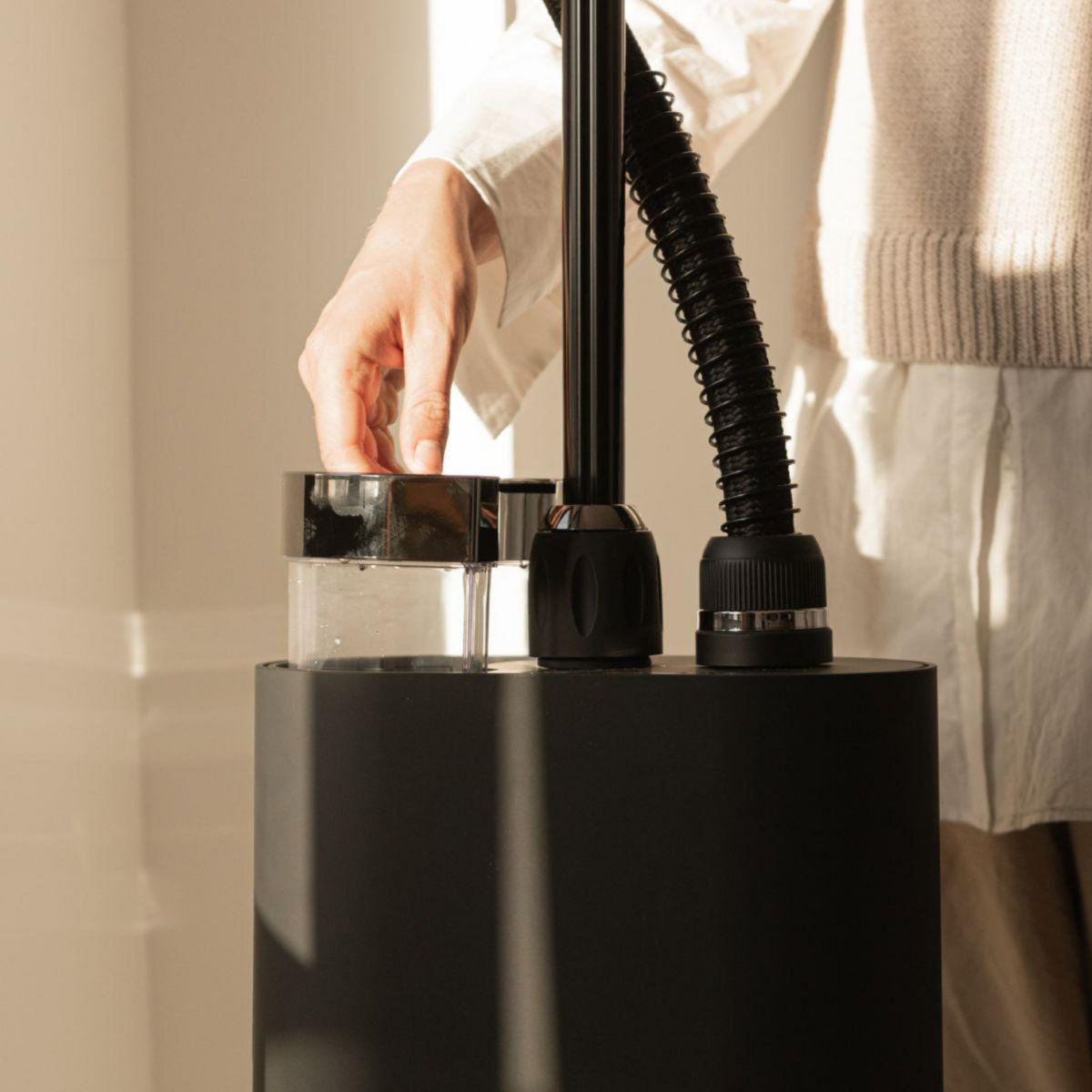 Steamone Défroisseur vapeur SY70SB Stilys