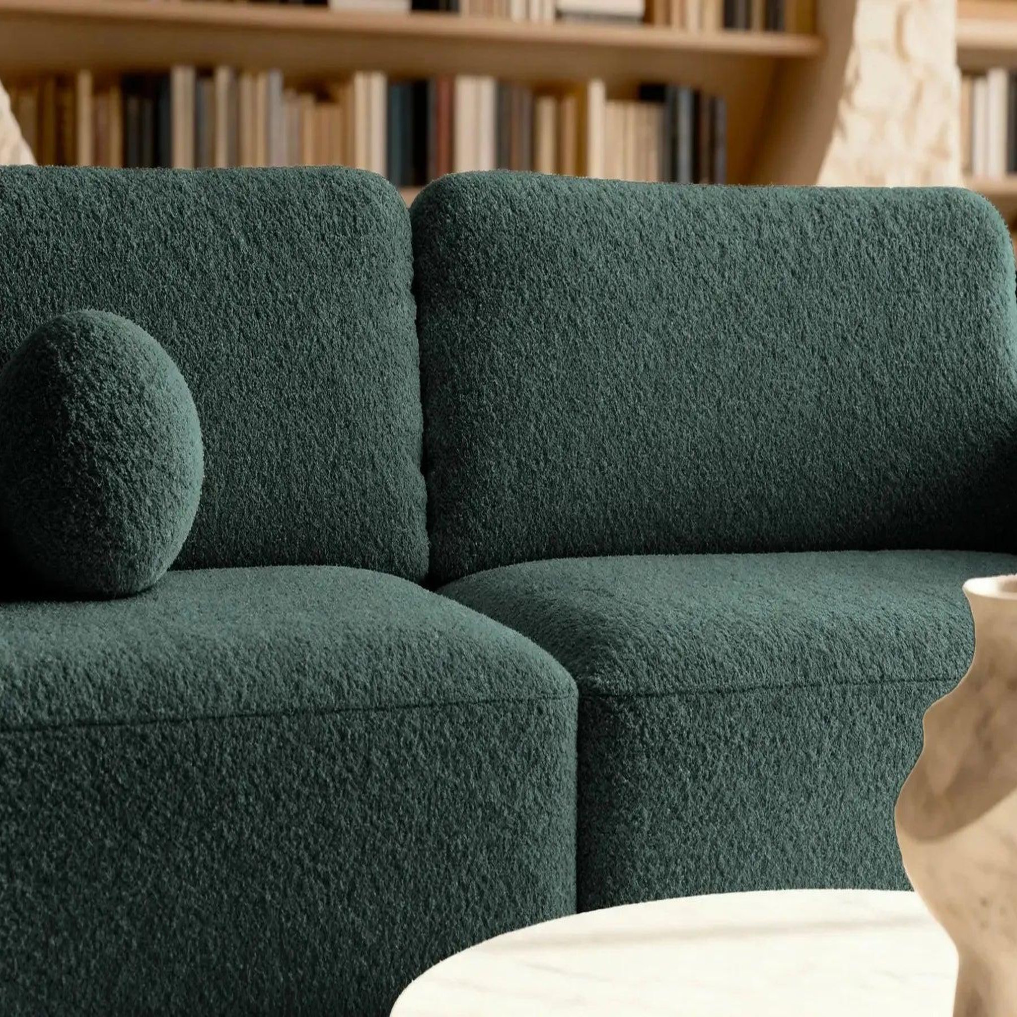 Voir la diapositive 4 : CASANOVA PARIS Gigi - canapé droit convertible tissu bouclette